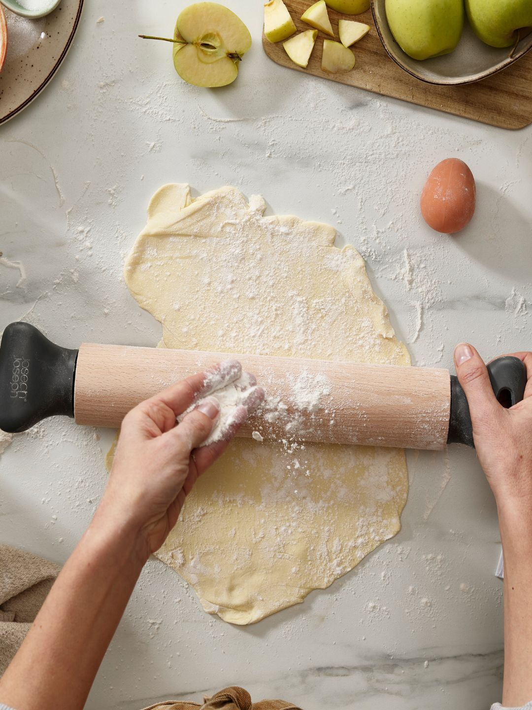 

Joseph Joseph Brown & Grey Grip-Pin Ergonomic Rolling Pin