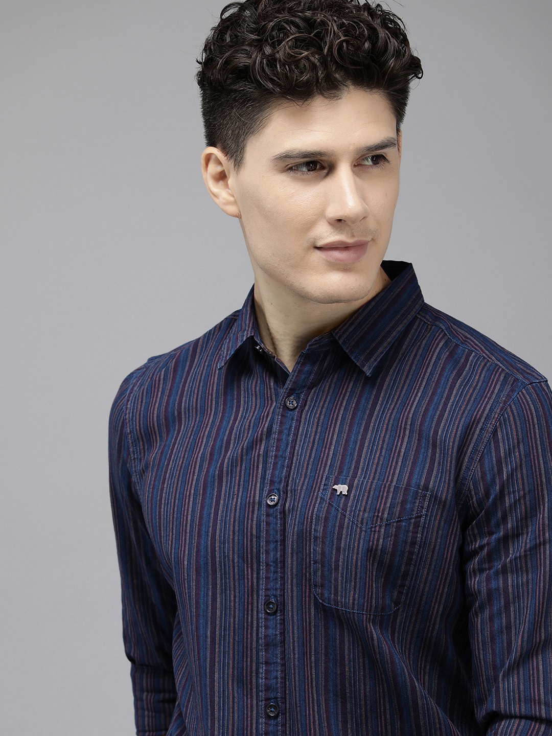 

THE BEAR HOUSE Men Slim Fit Pinstripes Opaque Casual Shirt, Navy blue