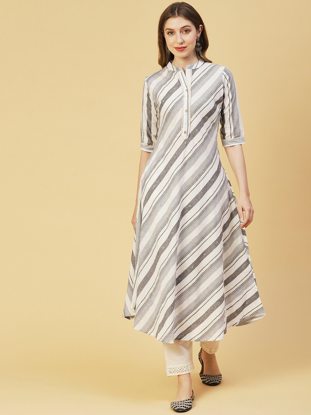 

FASHOR Grey & Off White Striped Manadrin Collar Thread Work A-Line Cotton Kurta