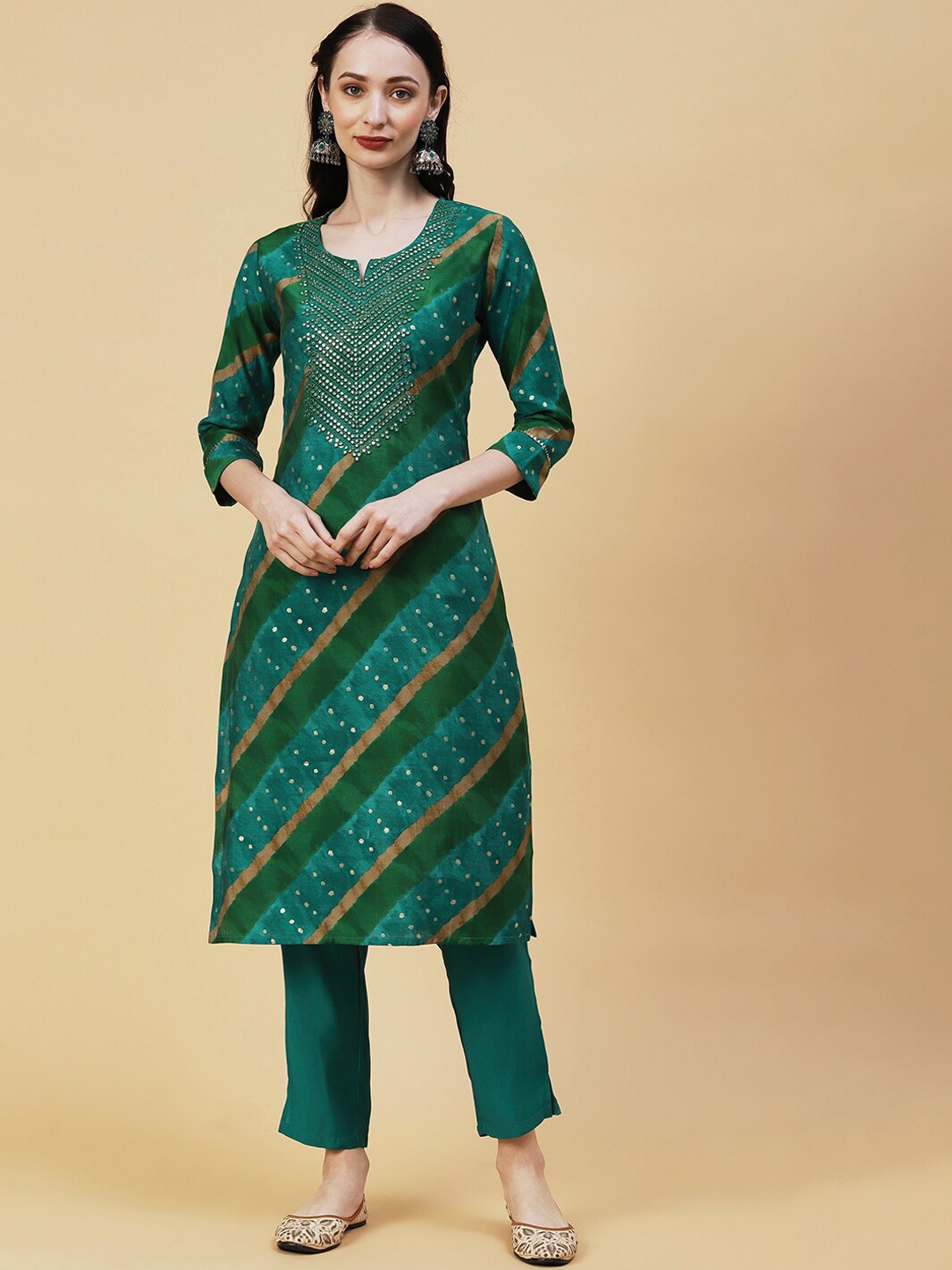 

FASHOR Green & Brown Leheriya Printed Notched Neck Mirror Work Kurta With Trousers