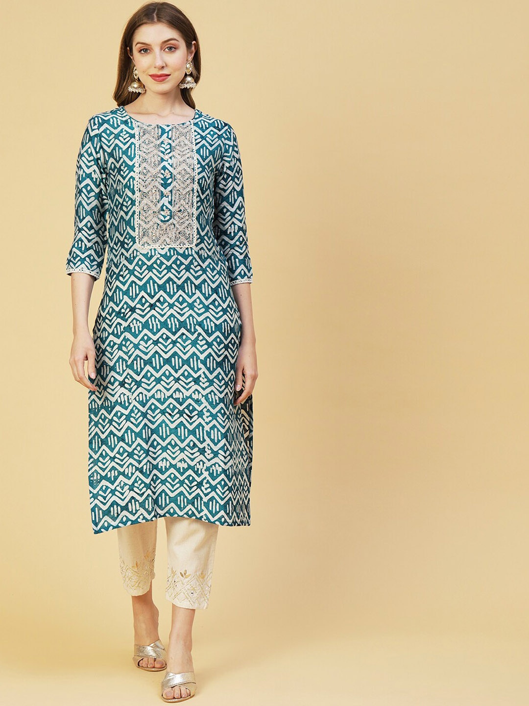 

FASHOR Teal & Off White Ethnic Motifs Printed Zari Chanderi Silk Kurta