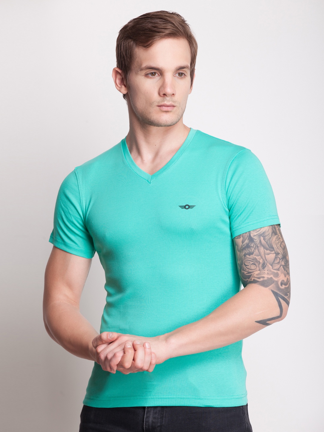 

Force NXT Men Sea Green Solid V-Neck T-shirt