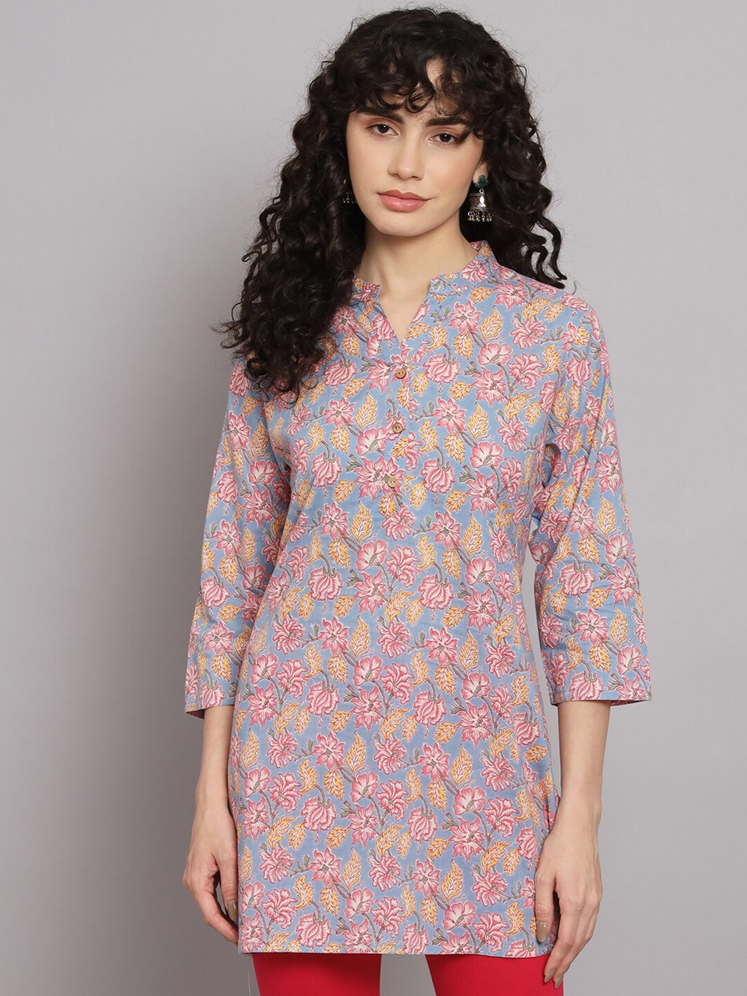 

Silai Bunai Pink & Blue Floral Printed Mandarin Collar Kurti