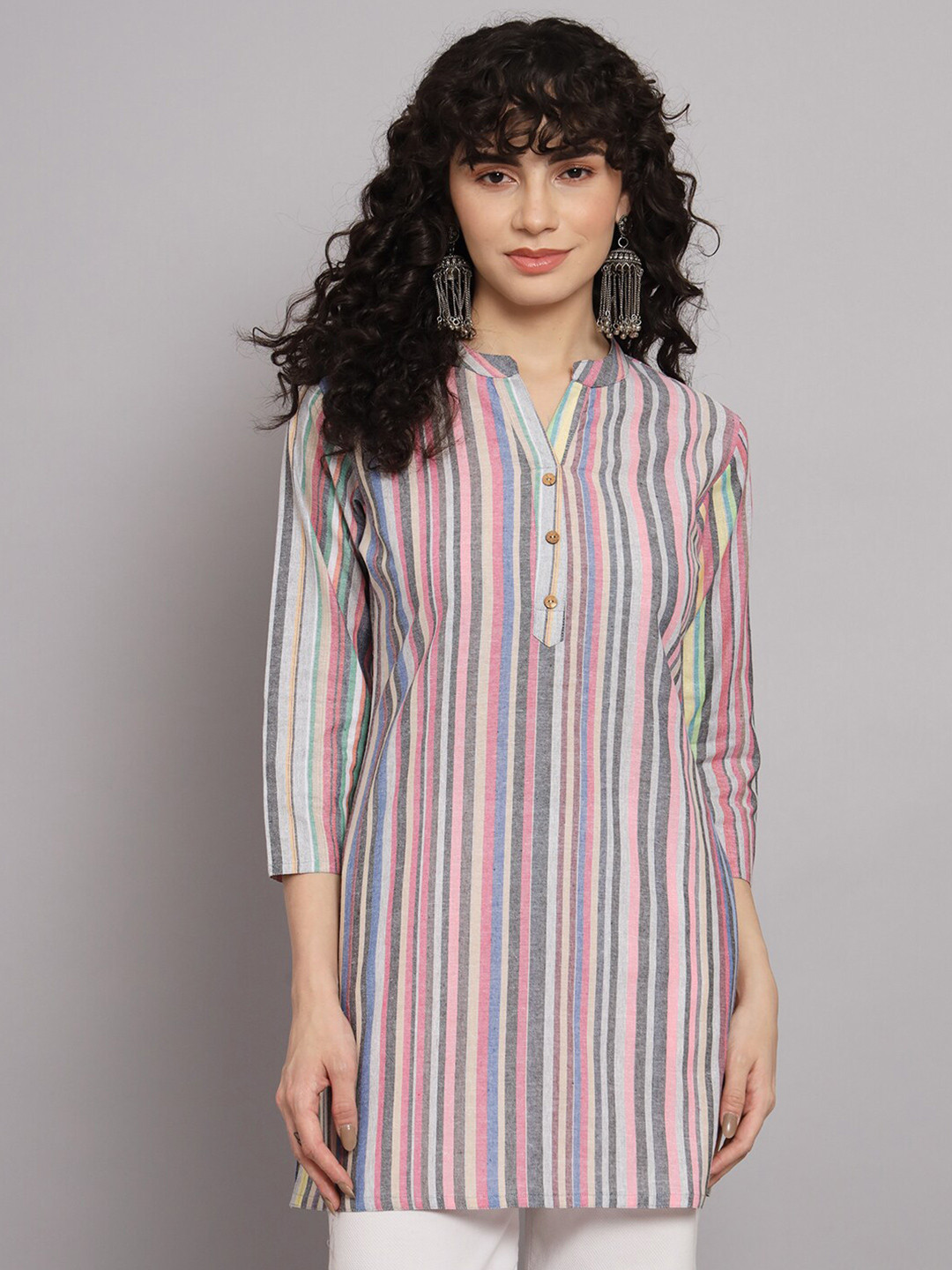 

Silai Bunai Blue & Pink Striped Printed Mandarin Collar Kurti