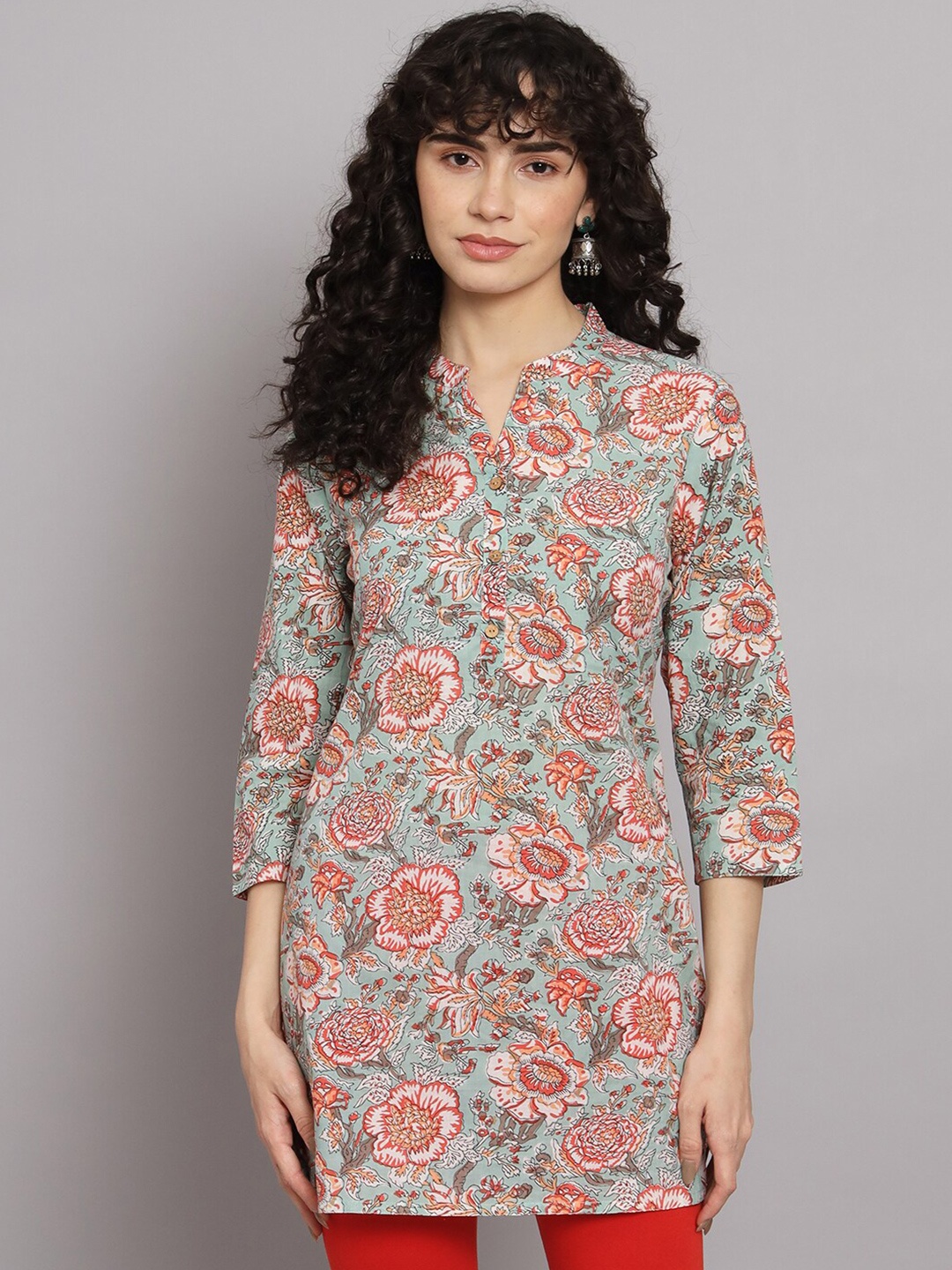 

Silai Bunai Green & Pink Floral Printed Mandarin Collar Kurti