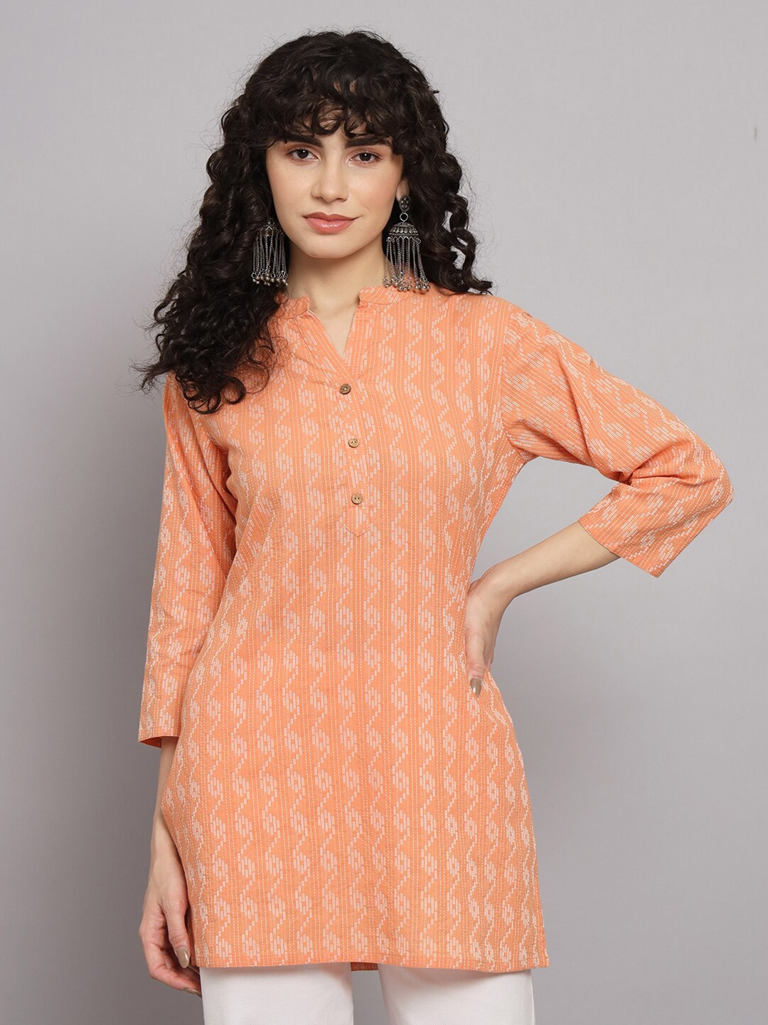 

Silai Bunai Orange Geometric Printed Mandarin Collar Kurti