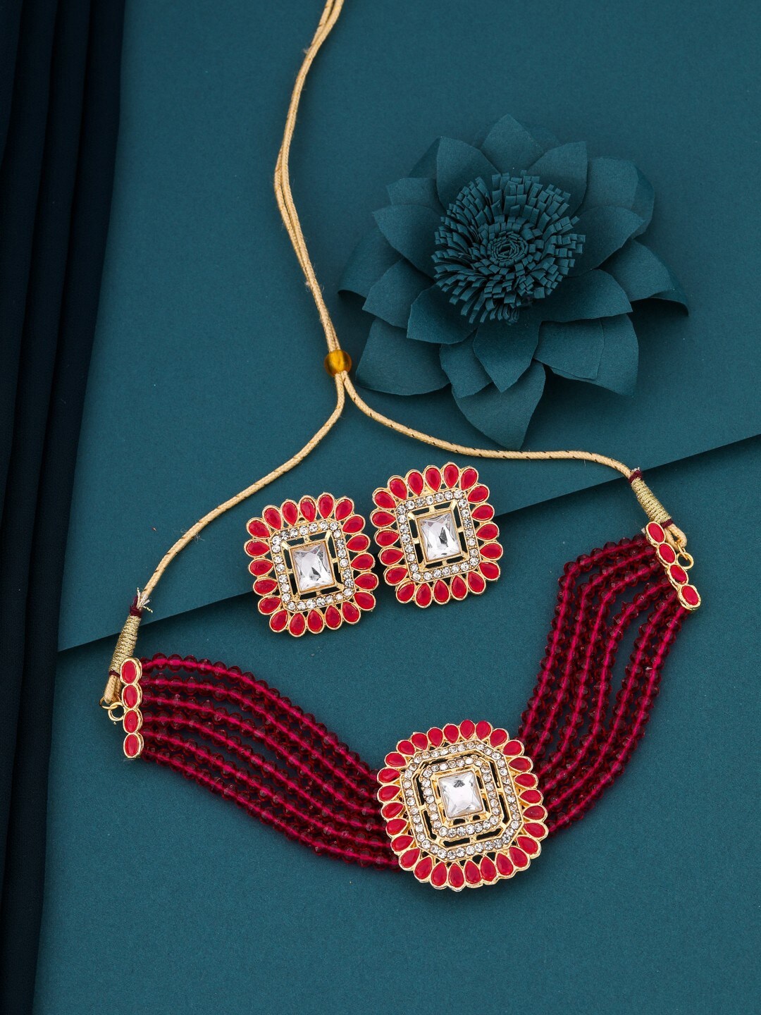 

Vita Bella Gold-Plated Stone-Studded & Pearl Beaded Jewellery Set