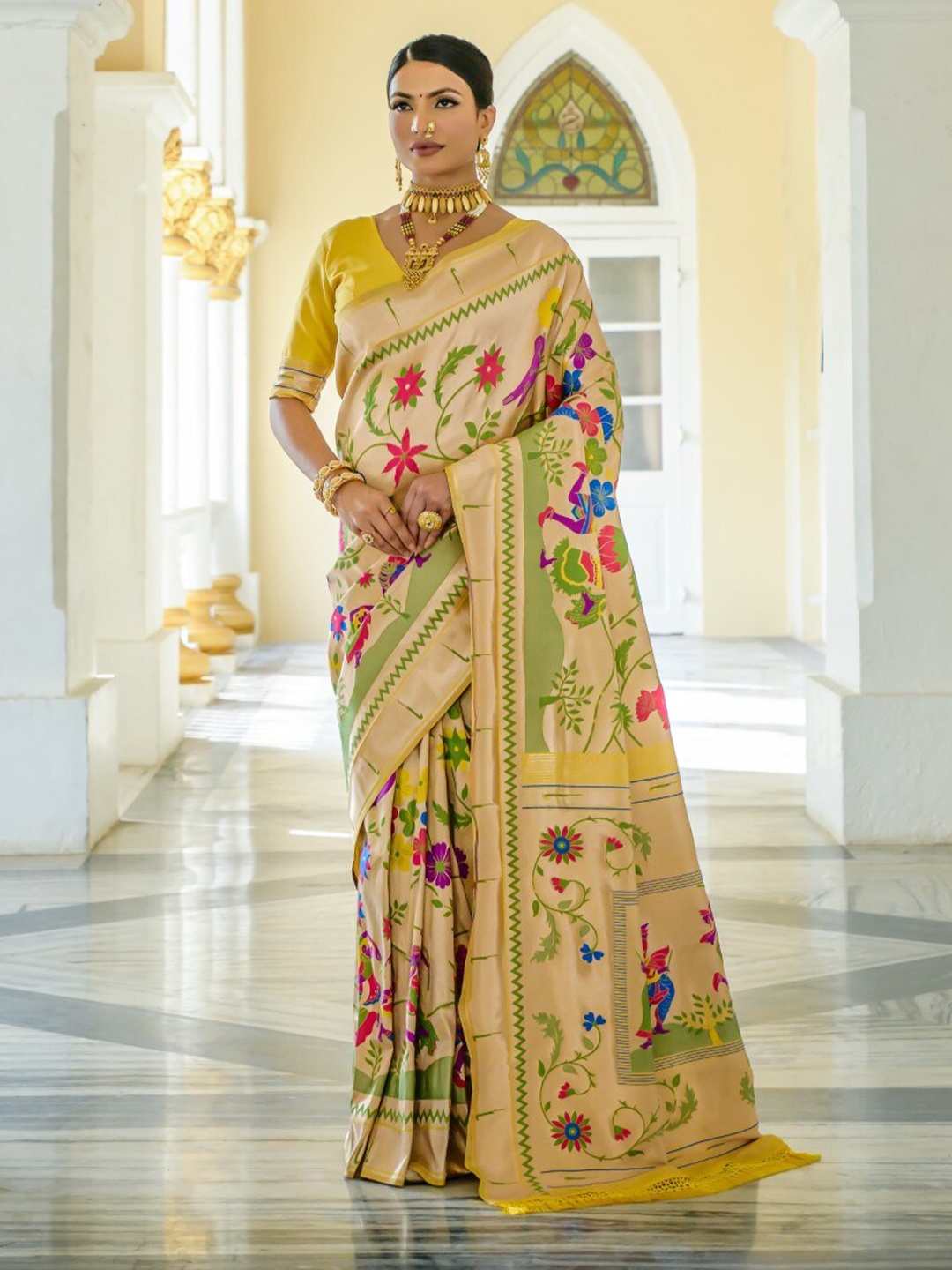 

VISHNU WEAVES Woven Design Zari Silk Blend Paithani Saree, Yellow