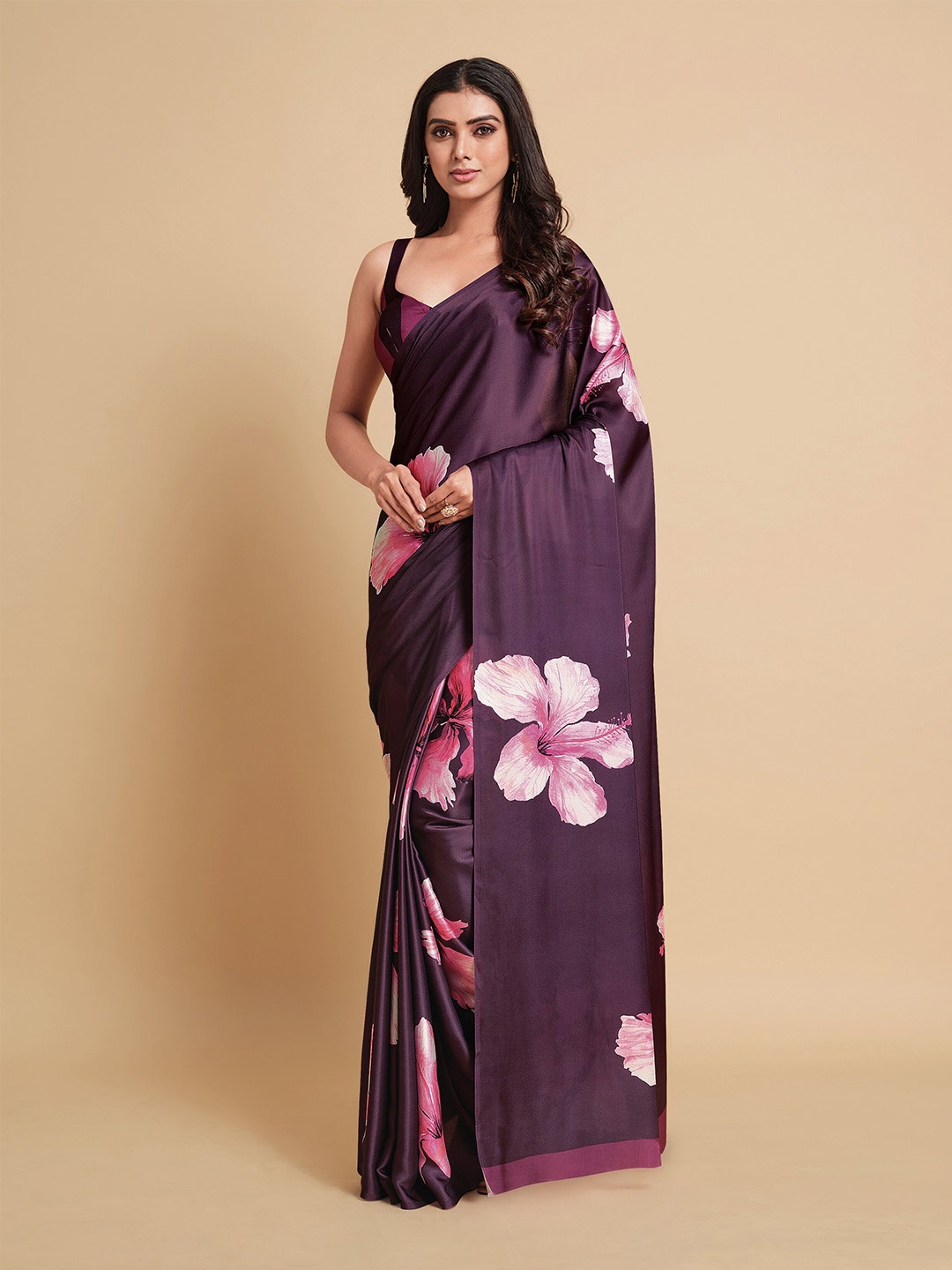 

Ishin Floral Satin Saree With Blouse Piece, Burgundy