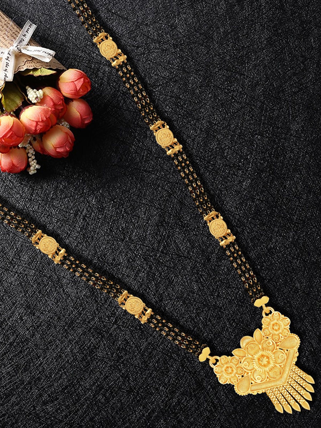 

MANSIYAORANGE Gold-Plated Beaded Mangalsutra