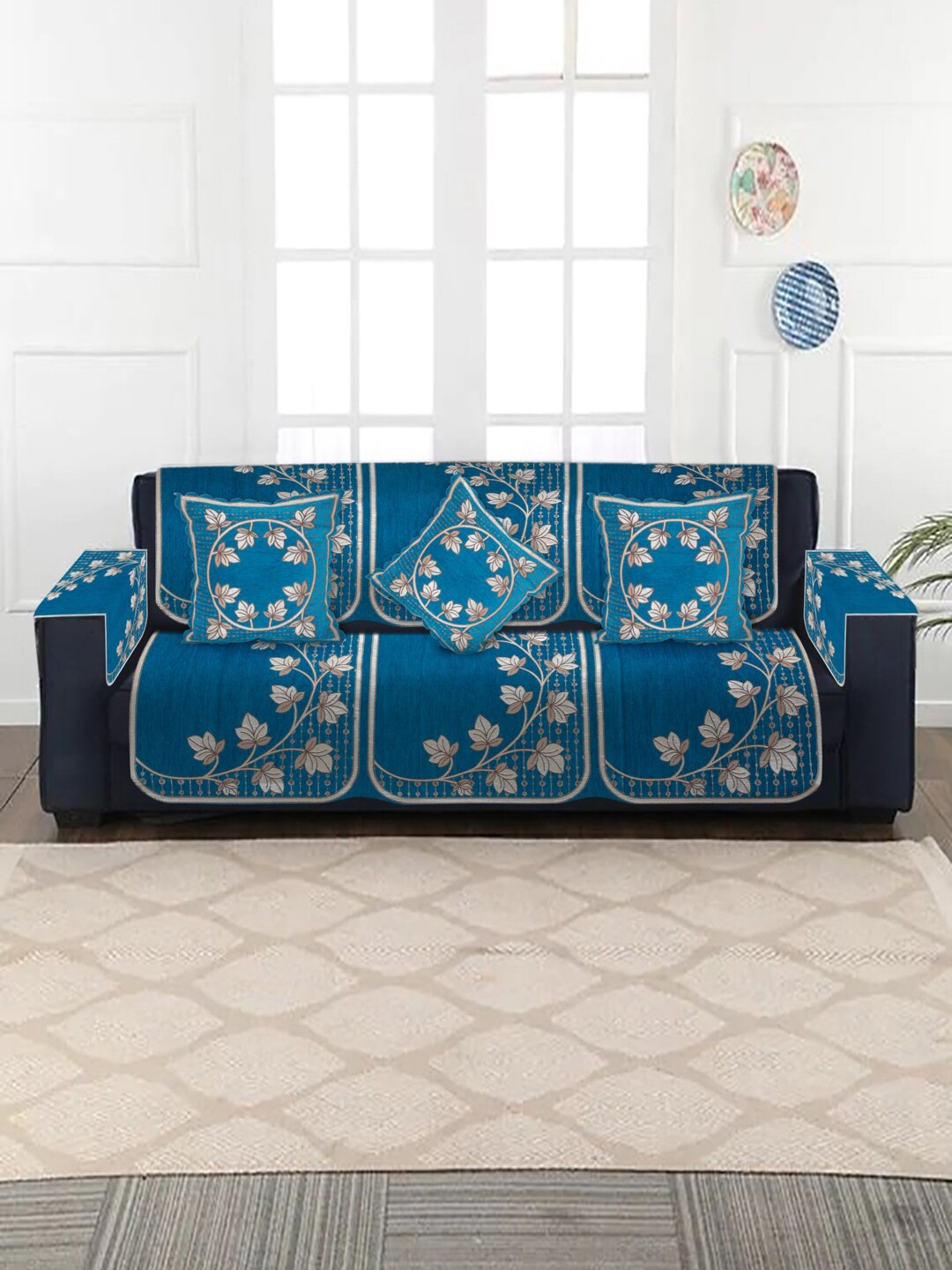 

MULTITEX Blue & Beige Floral Design Velvet 3-Seater Sofa Covers With Arms & 3 Cushions