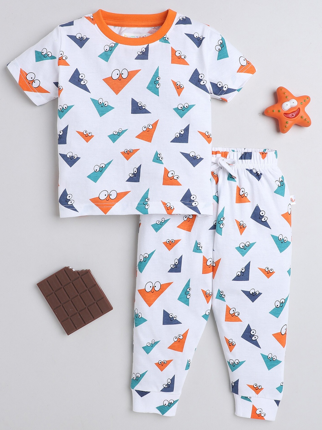 

BUMZEE Boys Printed Pure Cotton T-shirt With Pyjama, White