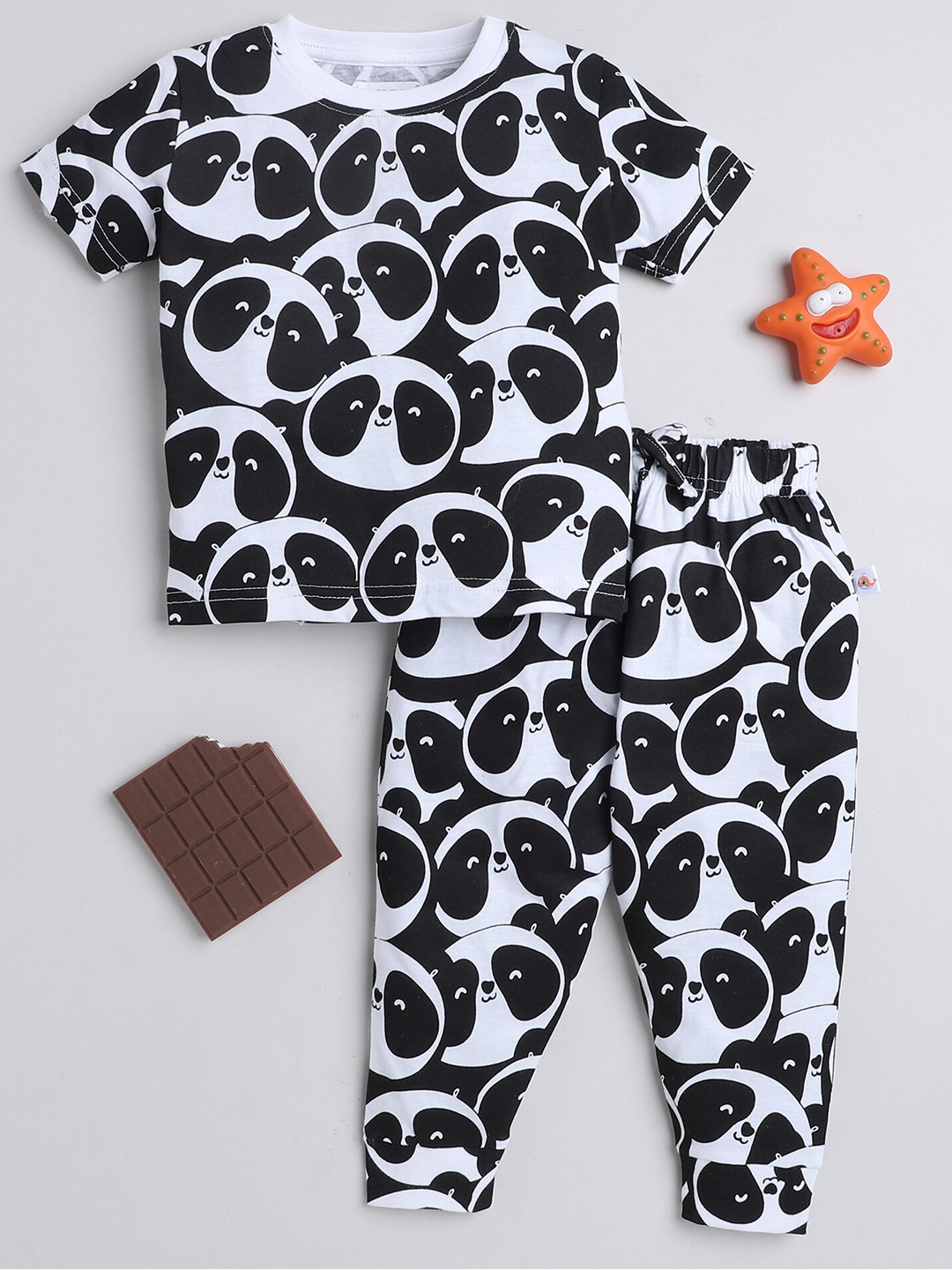 

BUMZEE Infant Boys Printed Pure Cotton T-shirt with Pyjamas Clothing Set, Black