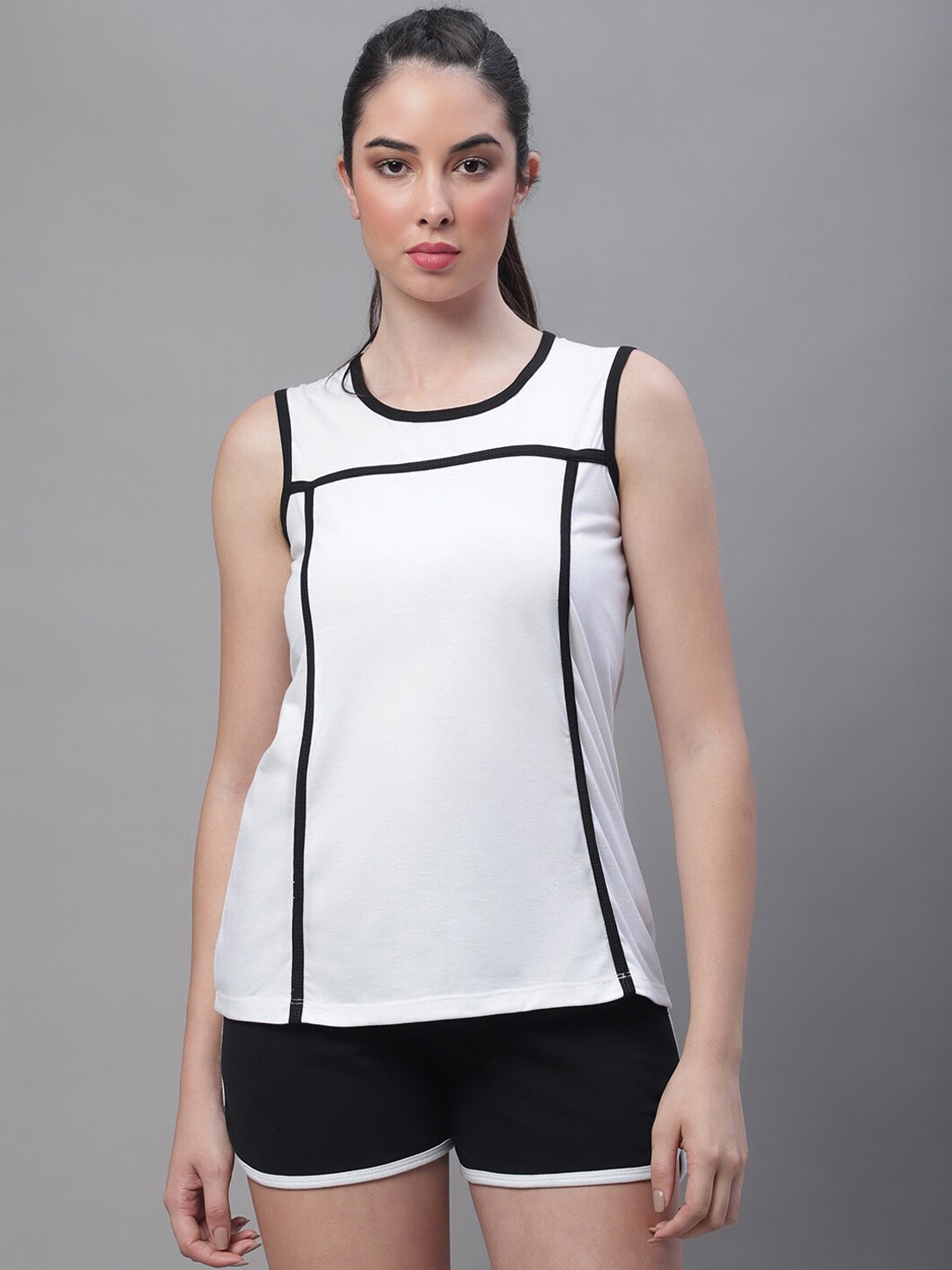 

Rute Pure Cotton Regular Fit T-Shirt With Shorts, White