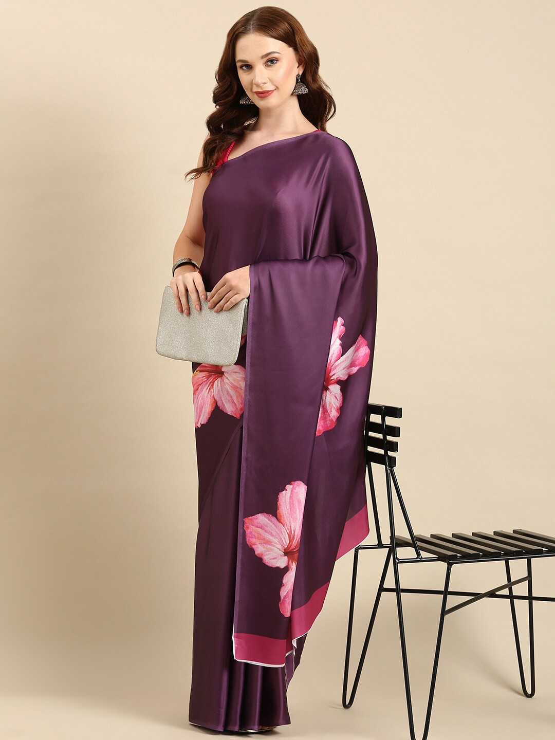 

Anouk Purple & Pink Floral Printed Satin Saree