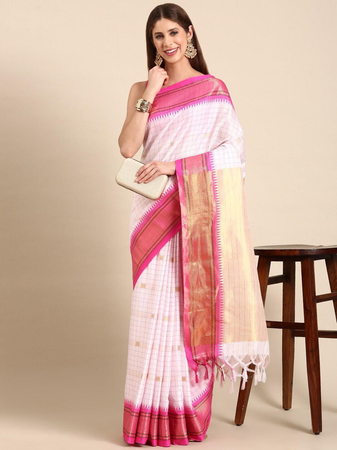 

Anouk White & Pink Checked Kanjeevaram Saree