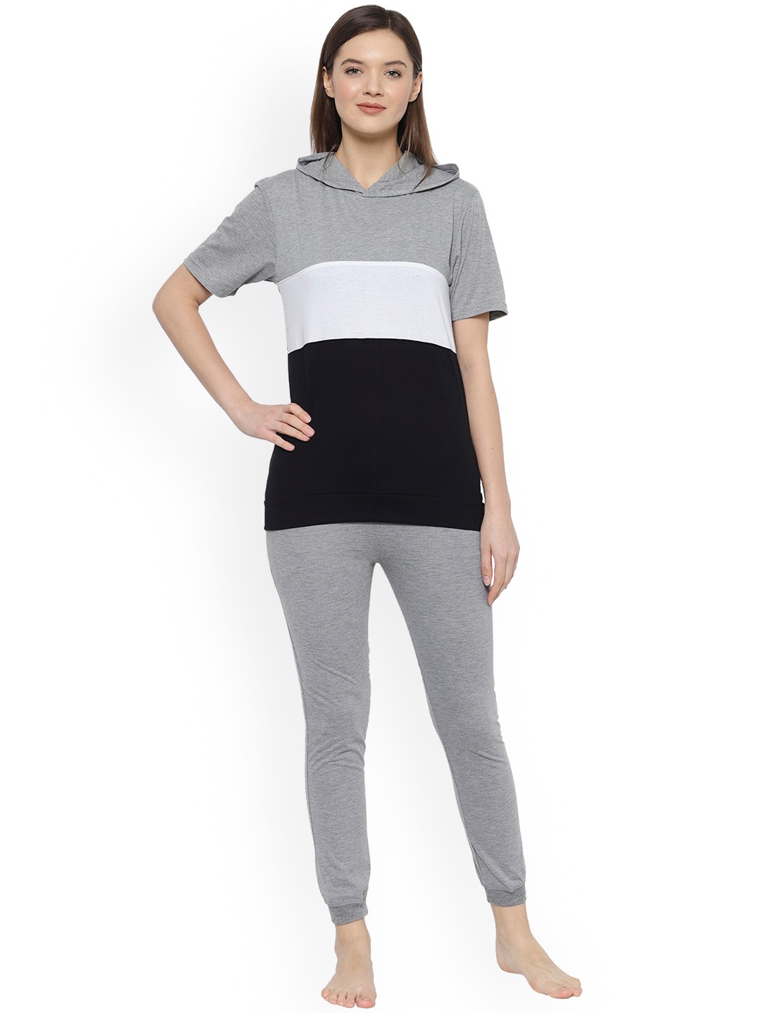 

VIMAL JONNEY Colorblocked Hooded Night Suit, Grey