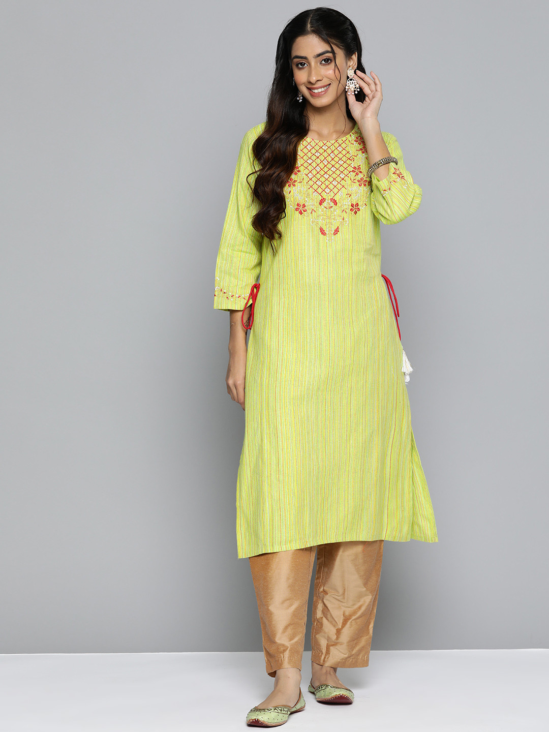 

HERE&NOW Floral Striped Zari Pure Cotton Kurta, Lime green