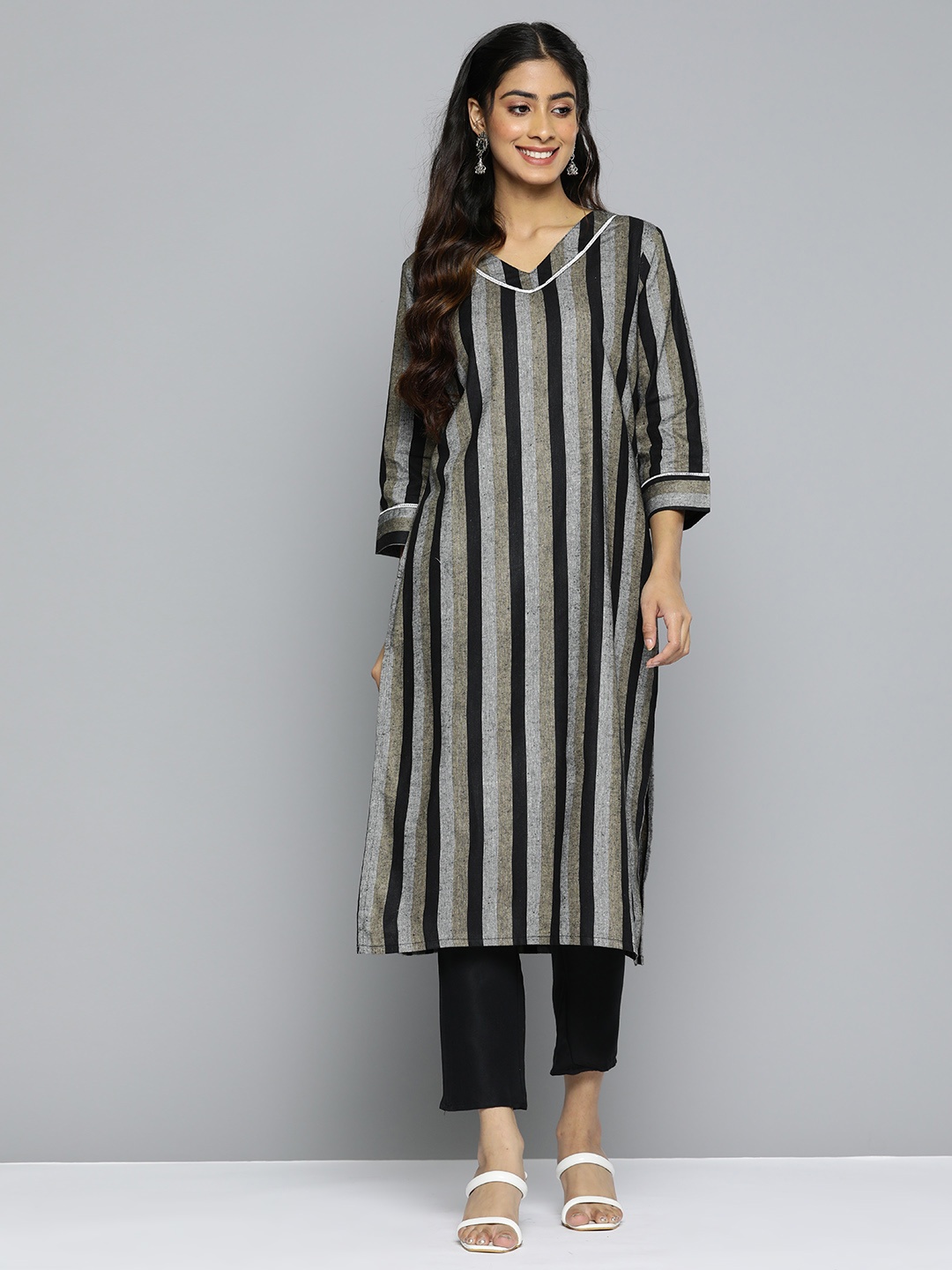 

HERE&NOW Striped Pure Cotton Kurta, Black
