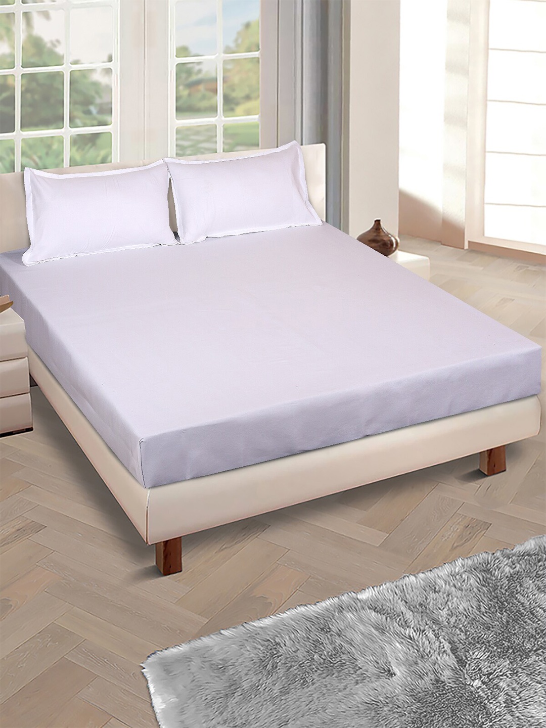

ROMEE White 150 TC Microfiber Queen Bedsheet 2 Pillow Covers