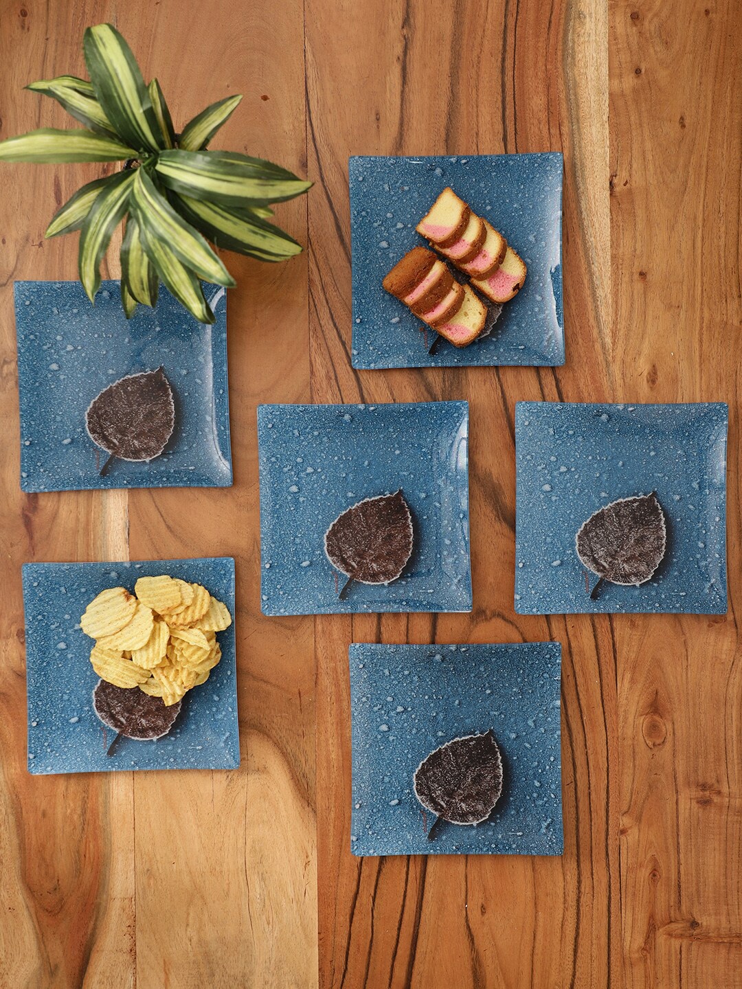 

ceradeco Blue & Brown 6 Pieces Printed Glass Glossy Plates