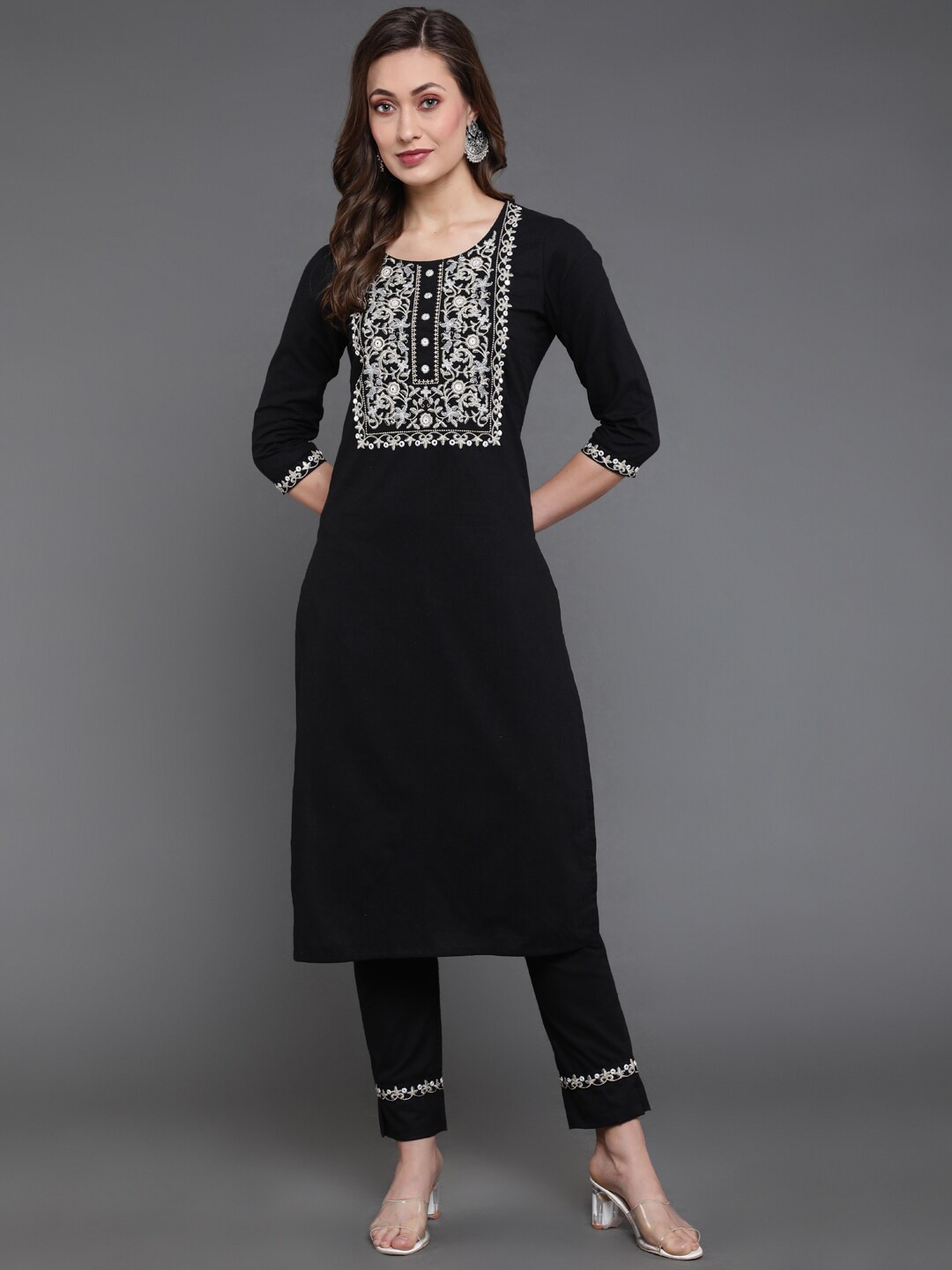 

antaran Floral Embroidered Mirror Work Pure Cotton Kurta with Trousers, Black