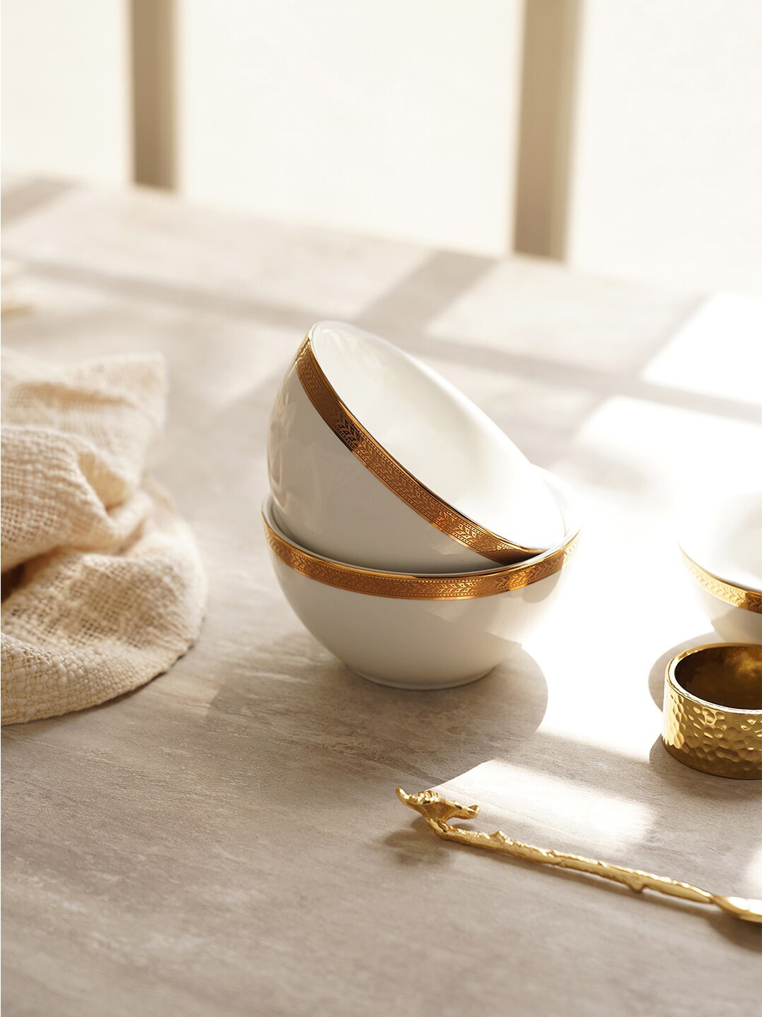 

Pure Home and Living White & Yellow 2 Pieces Printed Porcelain Glossy Bowls