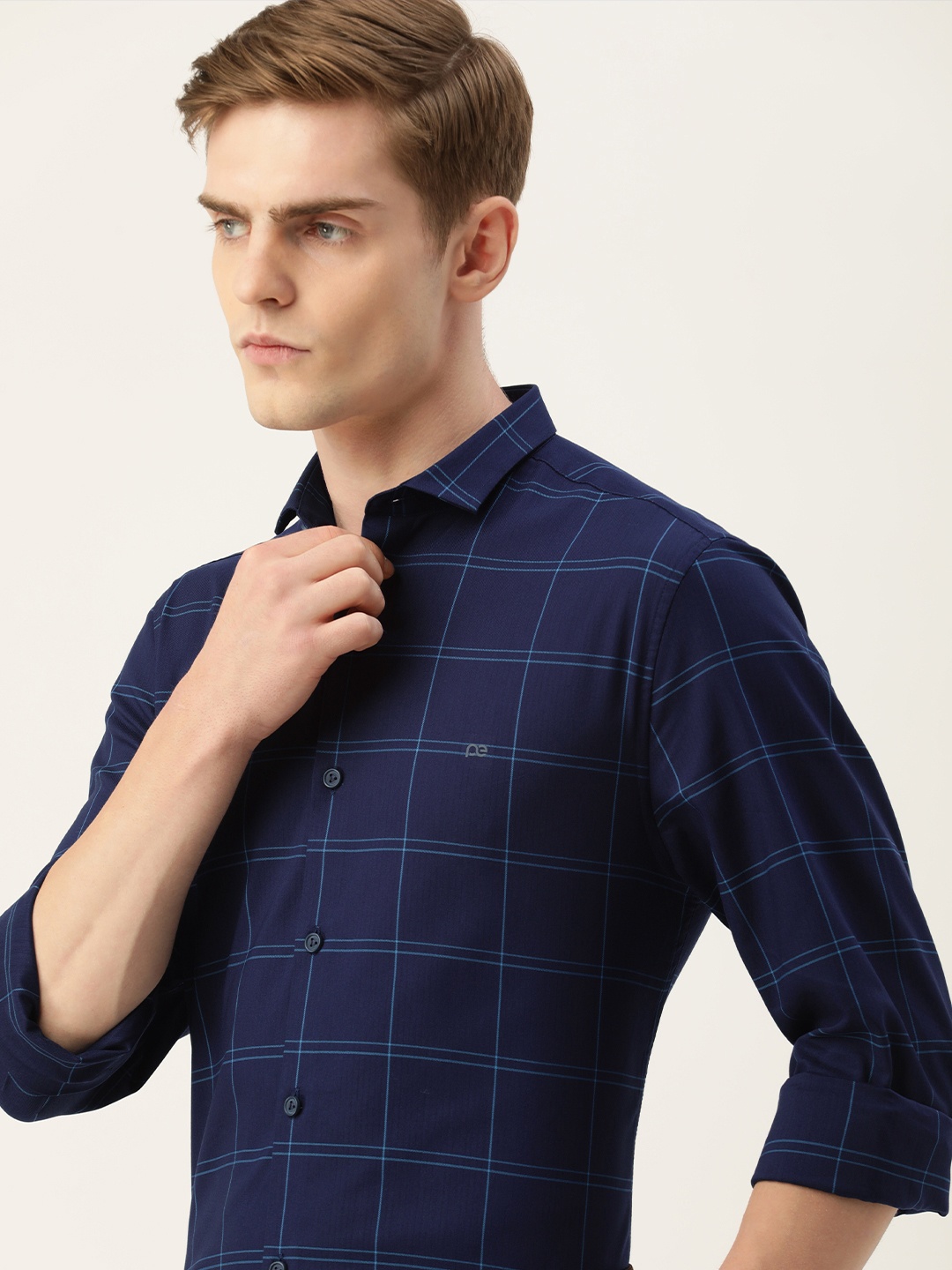 

Peter England Men Super Slim Fit Checked Semiformal Shirt, Navy blue