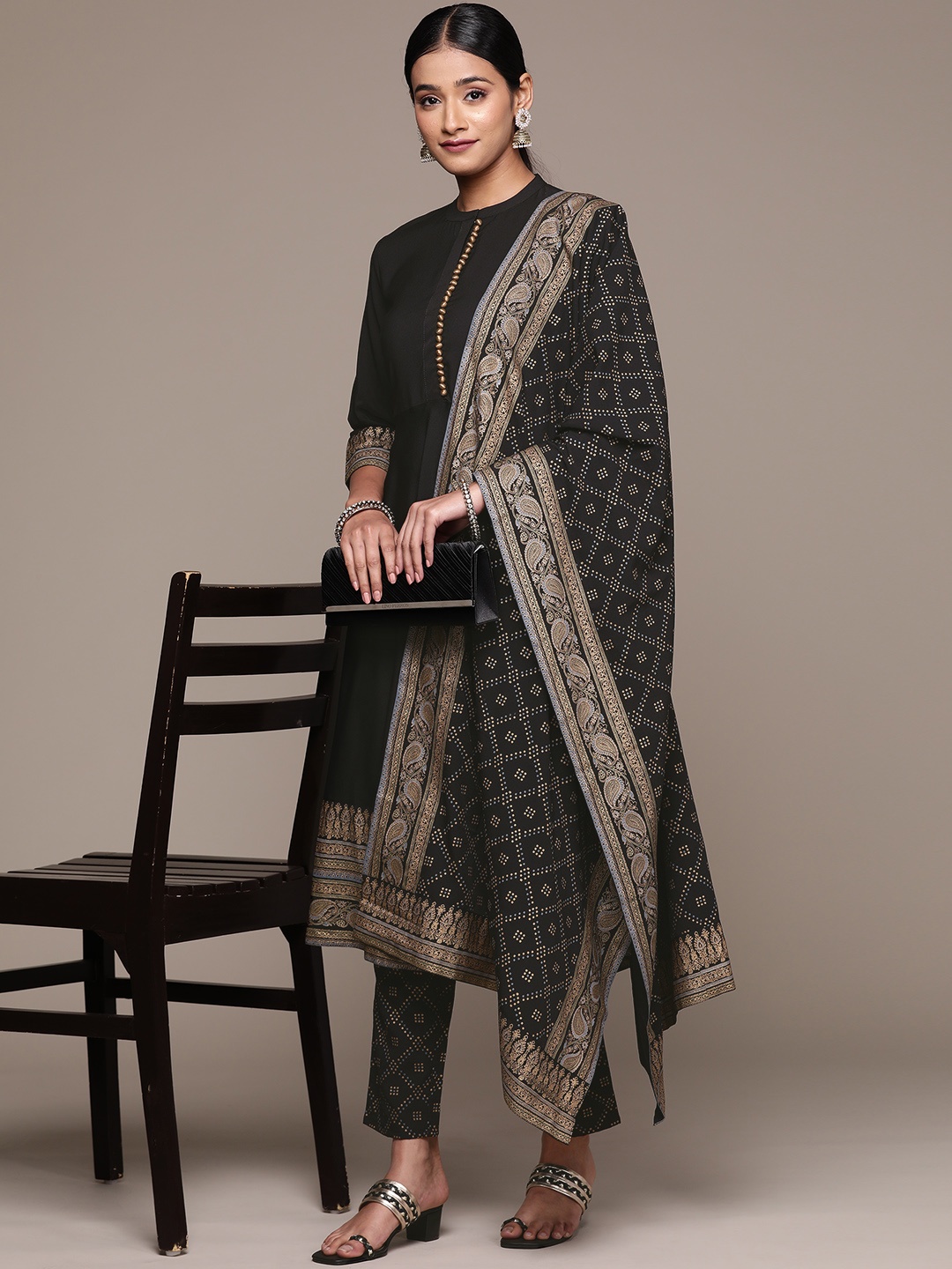 

ZIYAA Women Ethnic Motifs Printed Regular Kurta with Trousers & With Dupatta, Black