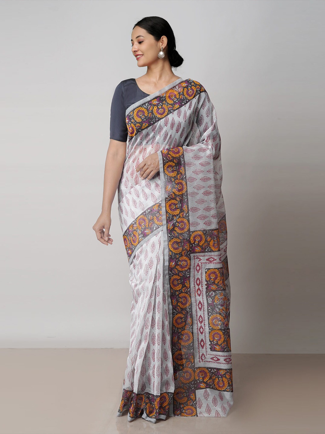 

Unnati Silks Floral Block Printed Supernet Bagru Saree, Off white