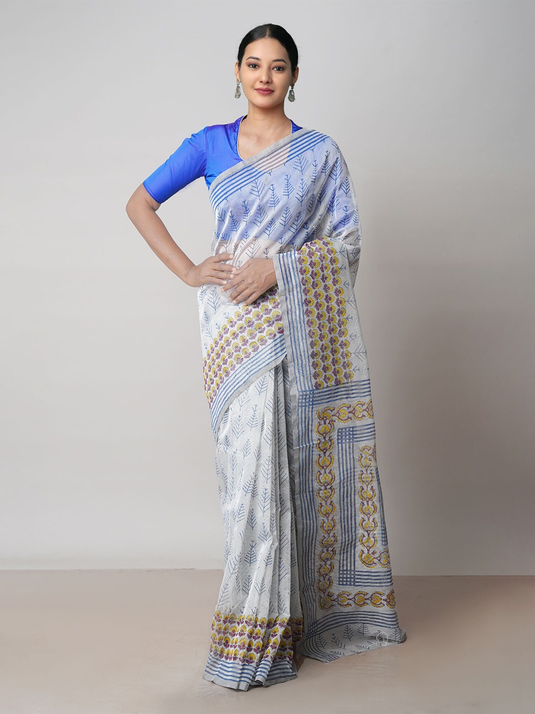 

Unnati Silks Ethnic Motifs Supernet Block Print Saree, Grey