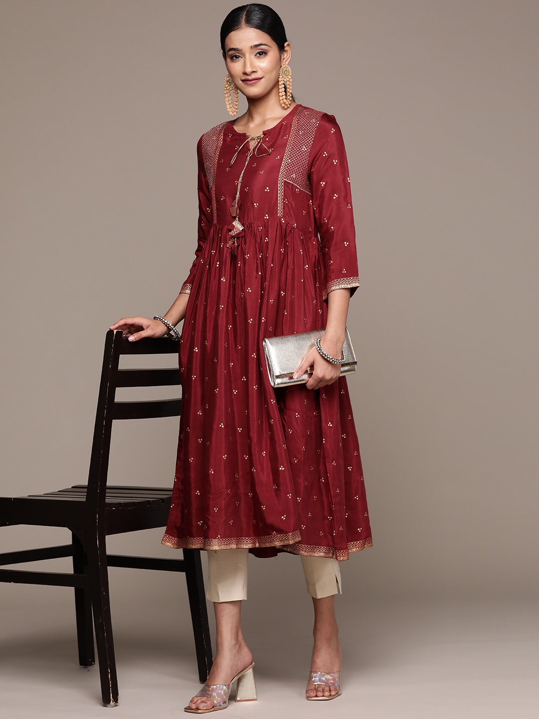 

ZIYAA Geometric Printed Pleated Kurta, Maroon