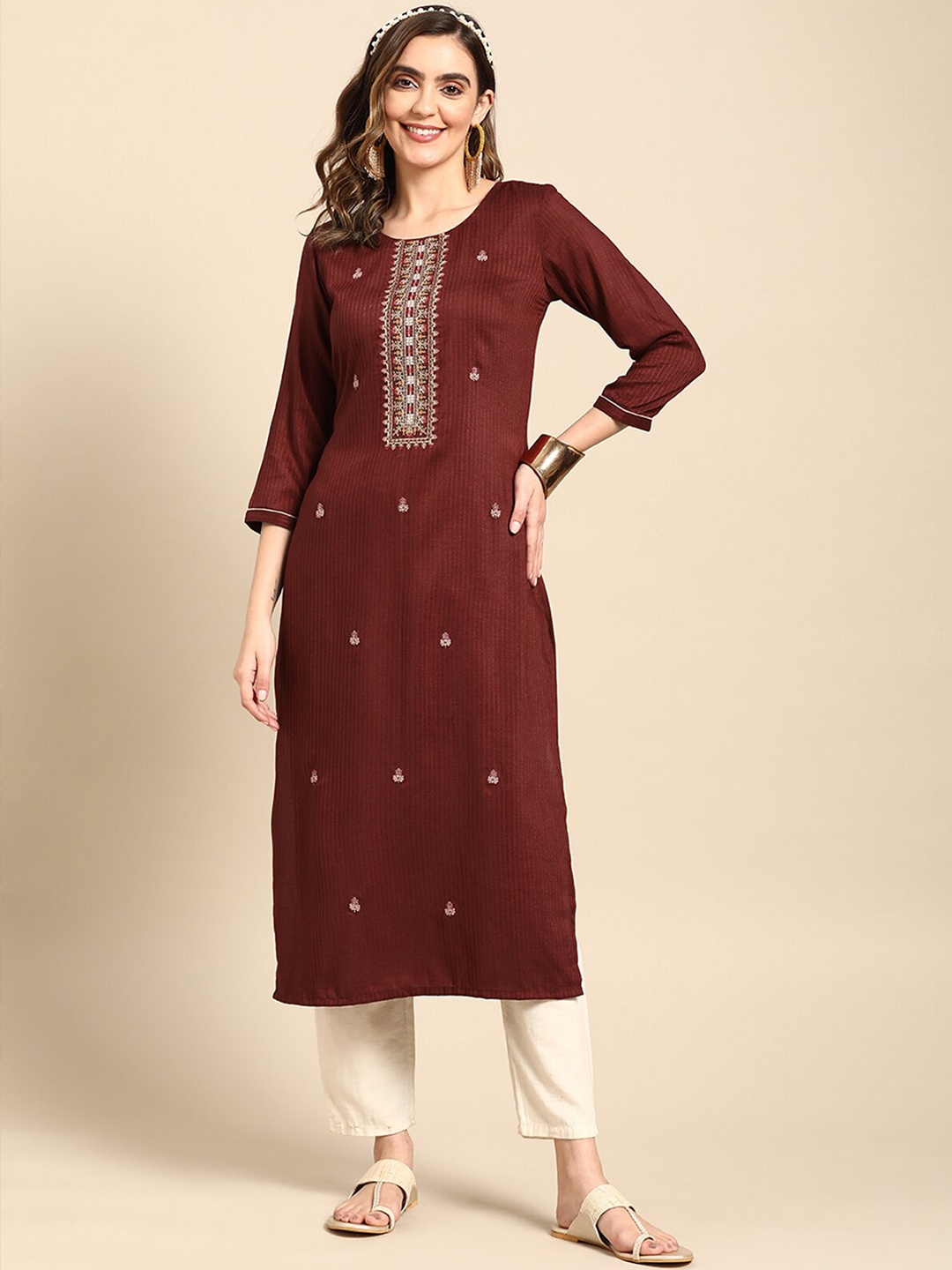 

ODETTE Ethnic Motifs Embroidered Straight Kurta, Maroon