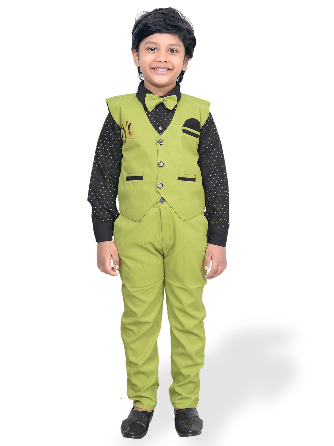 

KIDZAREA Boys Printed Shirt With Waistcoat & Trouser, Green
