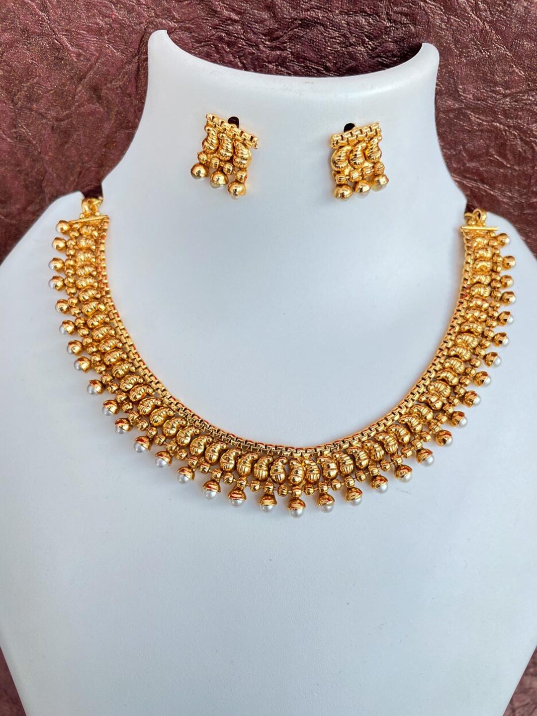

ROFARWORD Gold-Plated Artificial Beaded Traditional Choker Jewellery Set