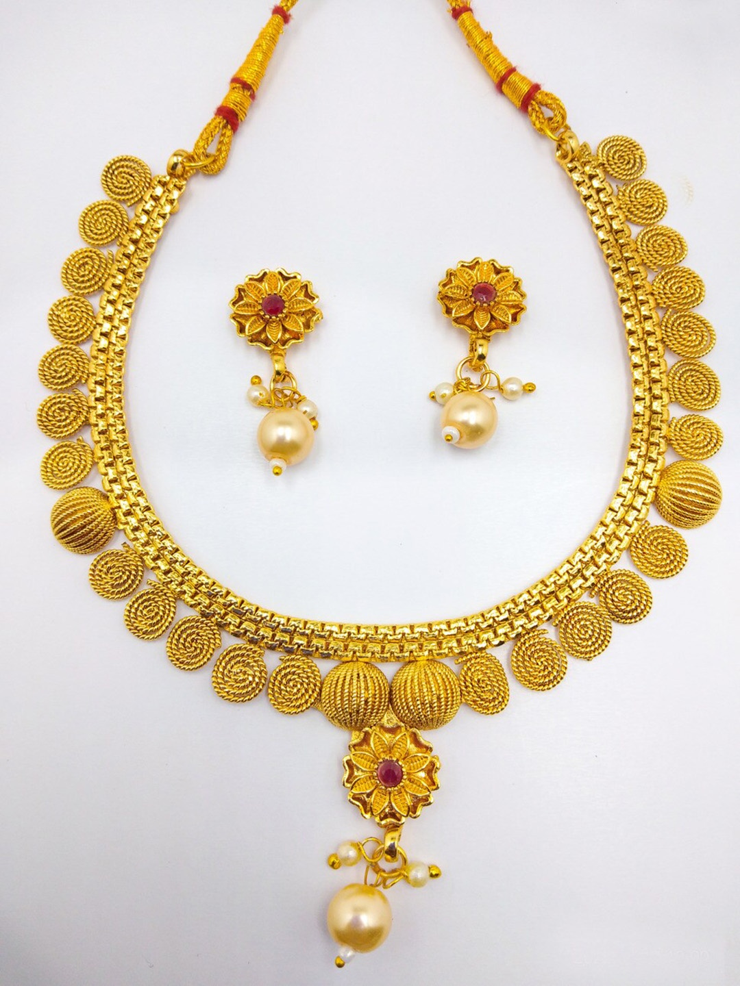 

ROFARWORD Gold-Plated Pearl Beaded & Stone Studded Traditional Choker Jewellery Set