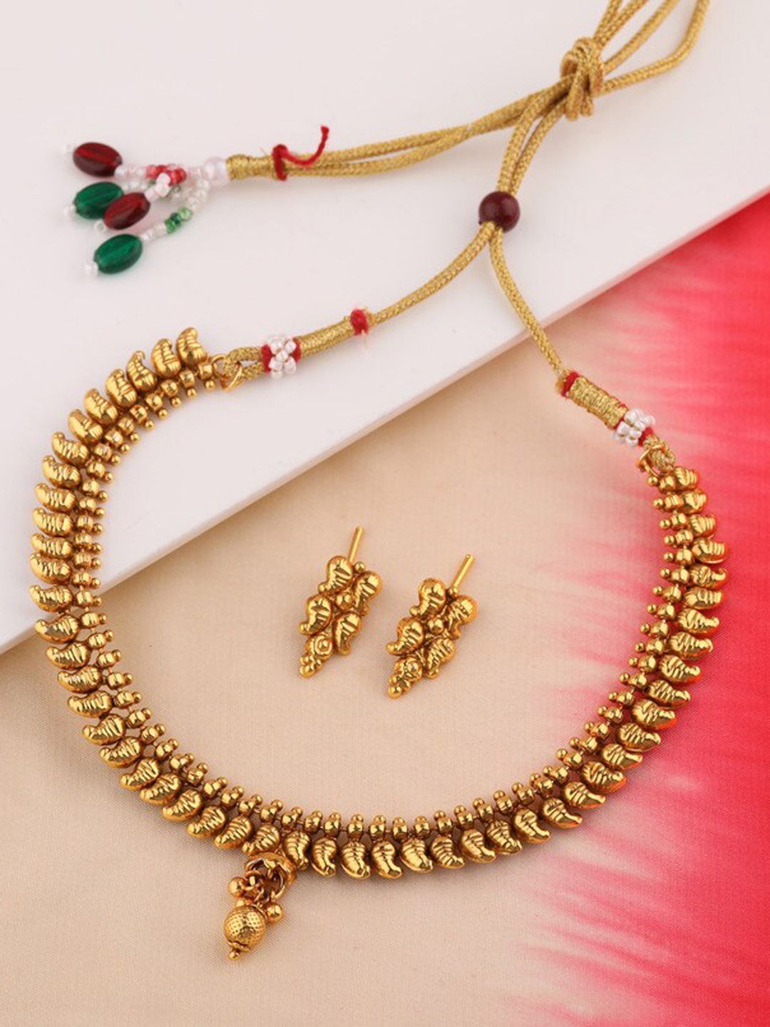 

ROFARWORD Gold-Plated Stone Studded & Beaded Jewellery Set