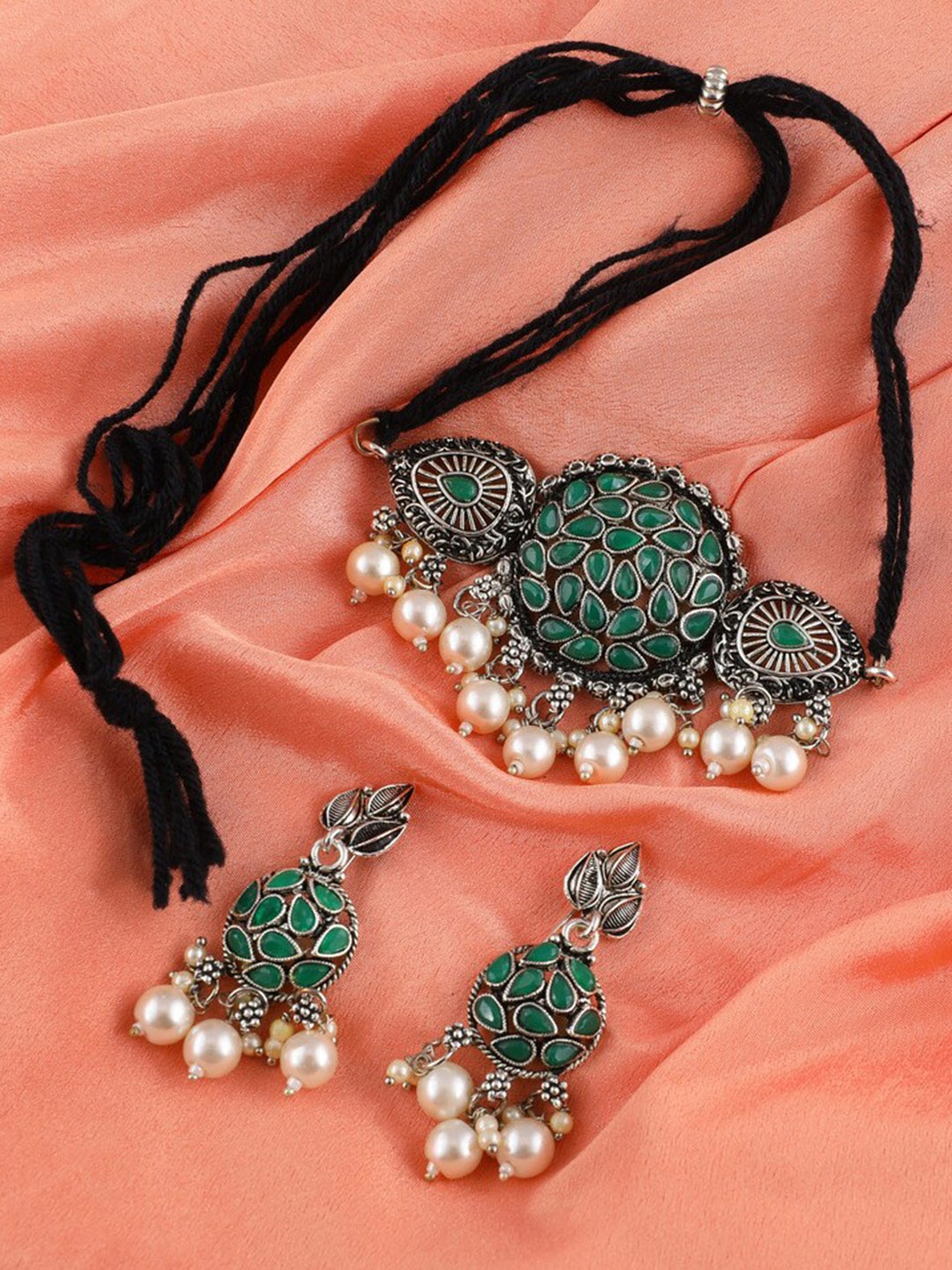 

ROFARWORD Gold-Plated Stone-Studded & Artificial Beaded Jewellery Set