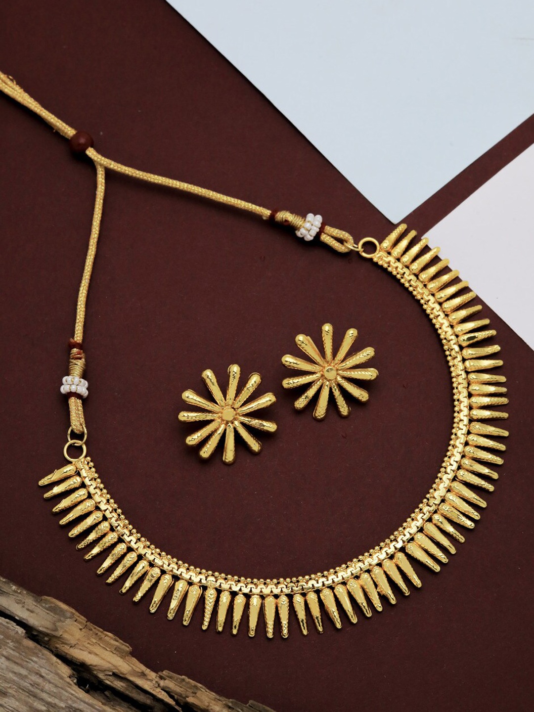 

ROFARWORD Gold-Plated Stone-Studded Jewellery Set