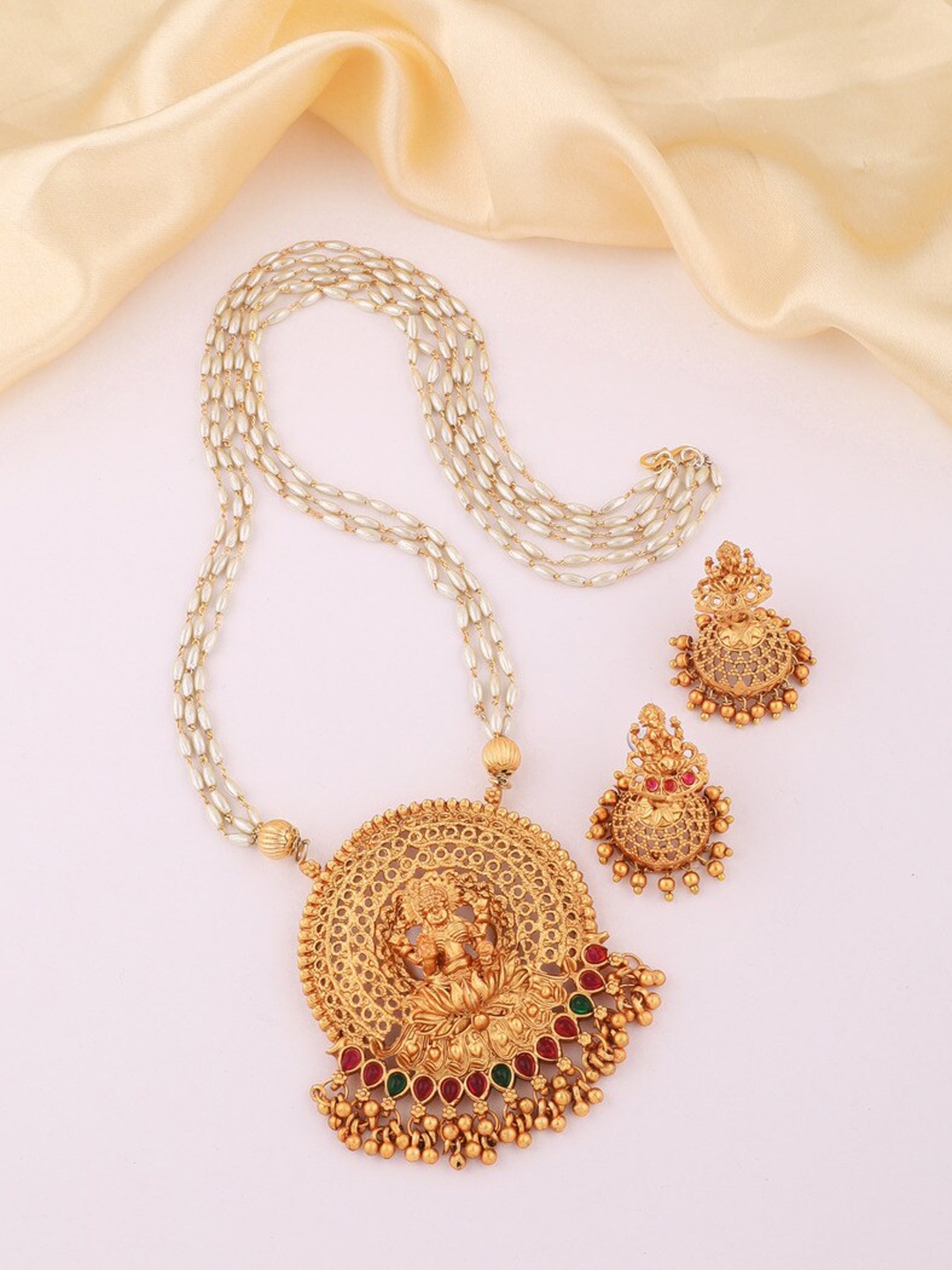 

ROFARWORD Gold-Plated Stone Studded & Beaded Jewellery Set