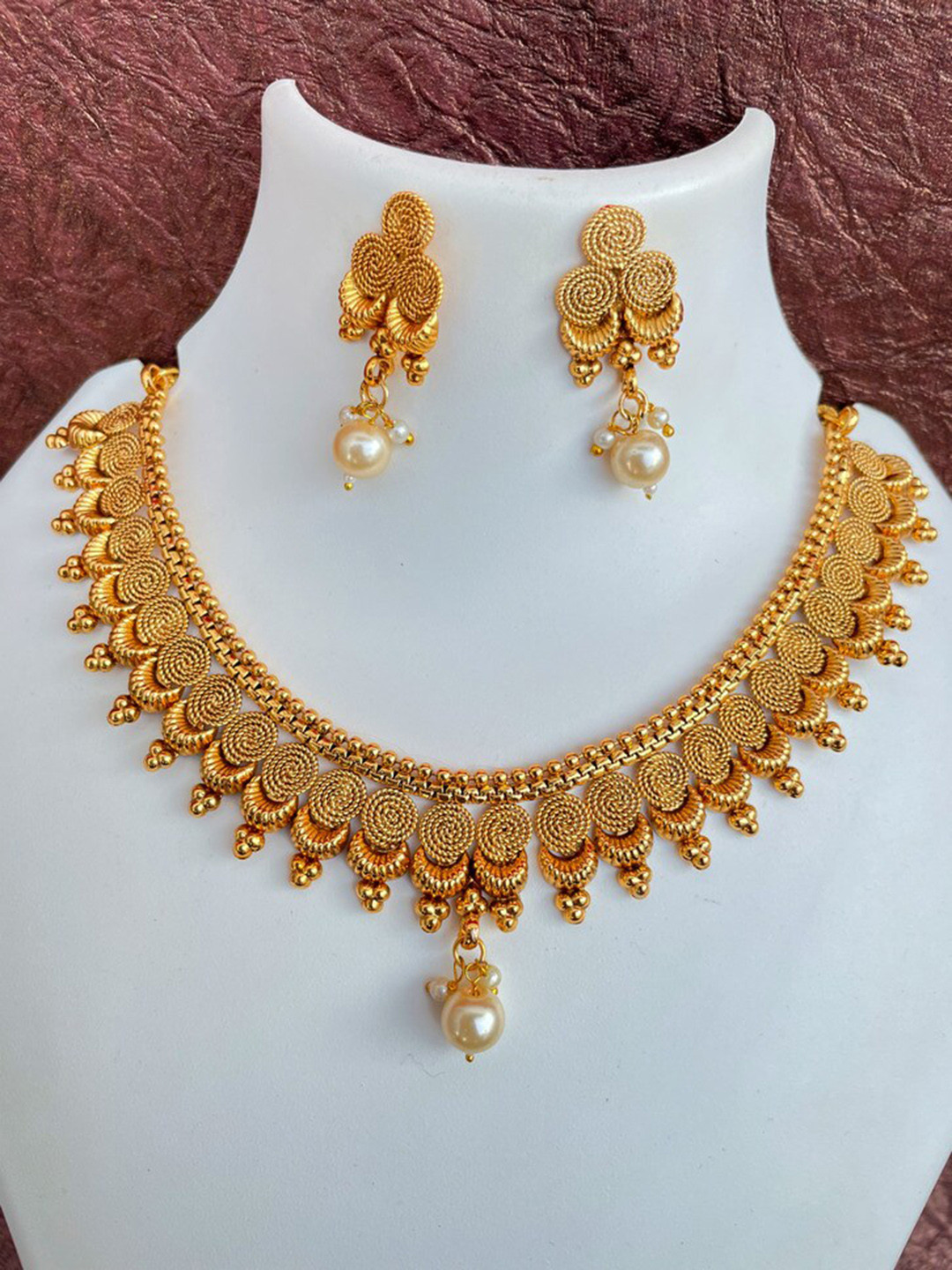 

ROFARWORD Gold-Plated Pearls Beaded Jewellery Set