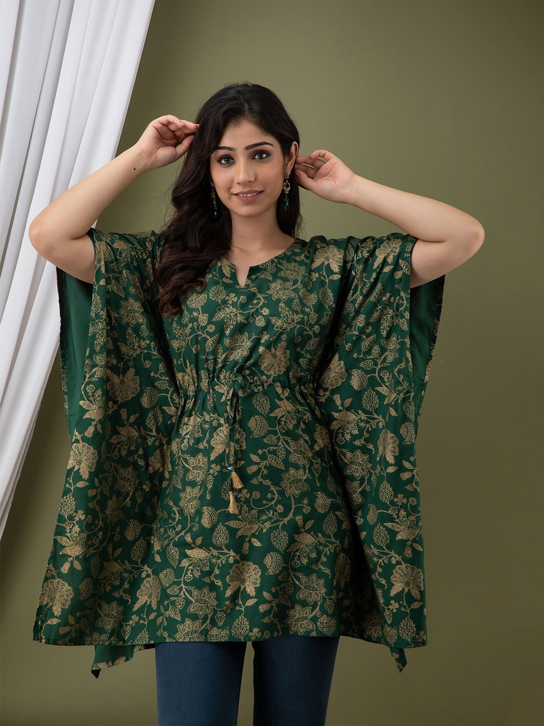 

Mialo fashion Floral Foil Printed Kimono Sleeves Kaftan Kurti, Green