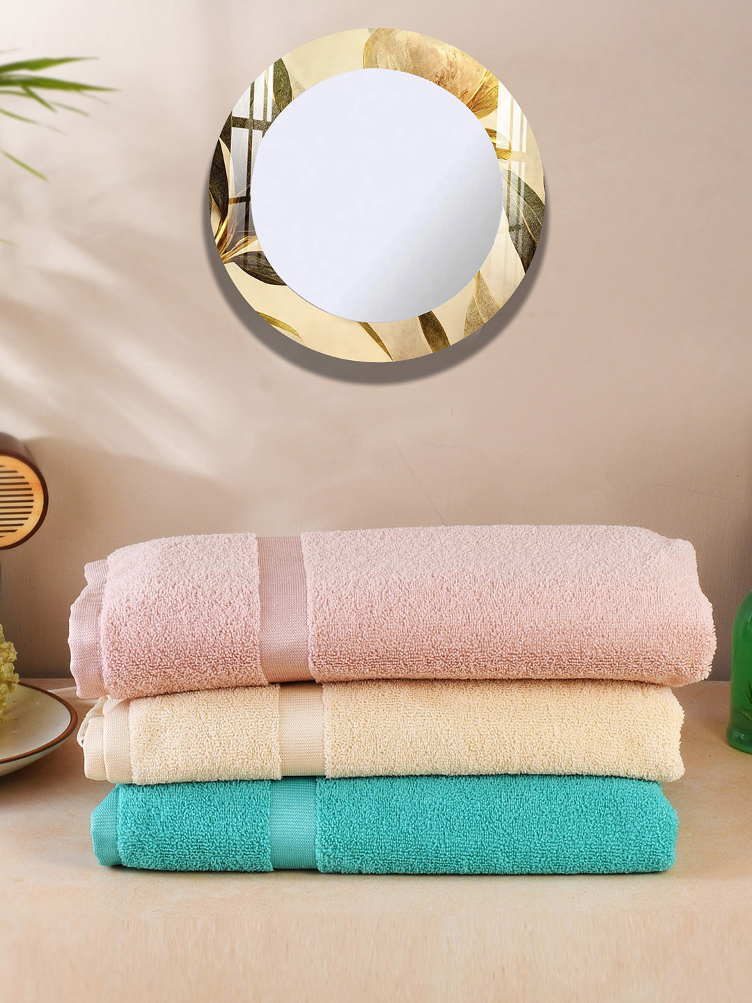 

Urban Magic Pink & Cream 3 Pieces 300 GSM Soft Microfiber Bath towel, Green