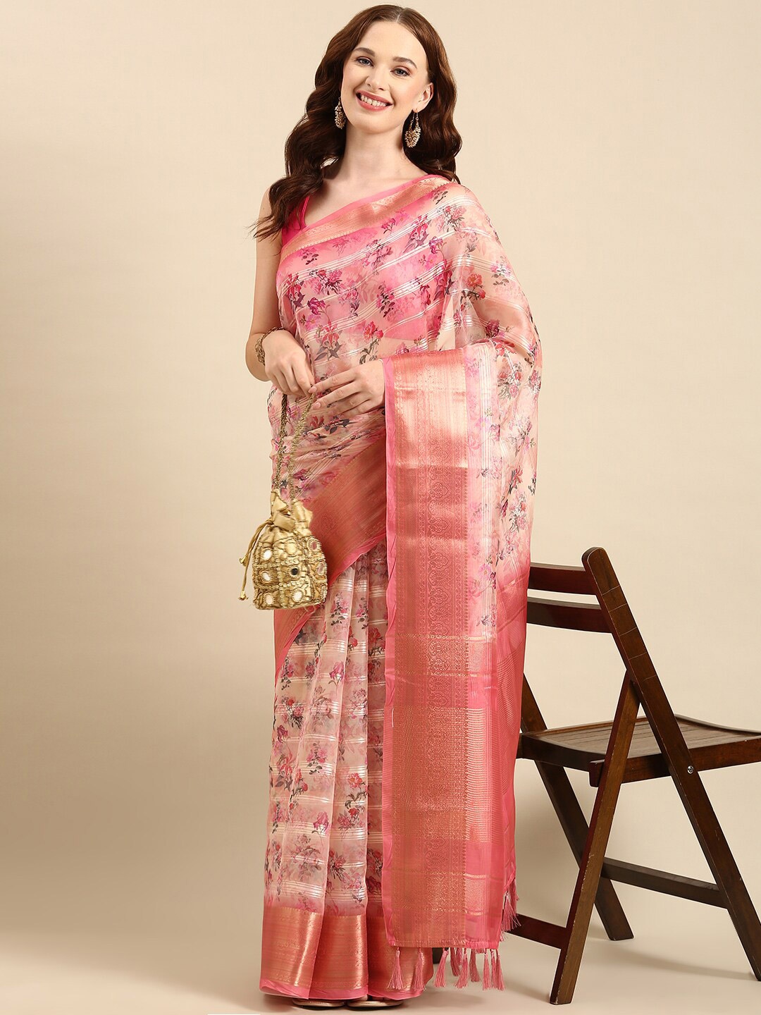 

Anouk Floral Zari Organza Saree With Blouse Piece, Khaki