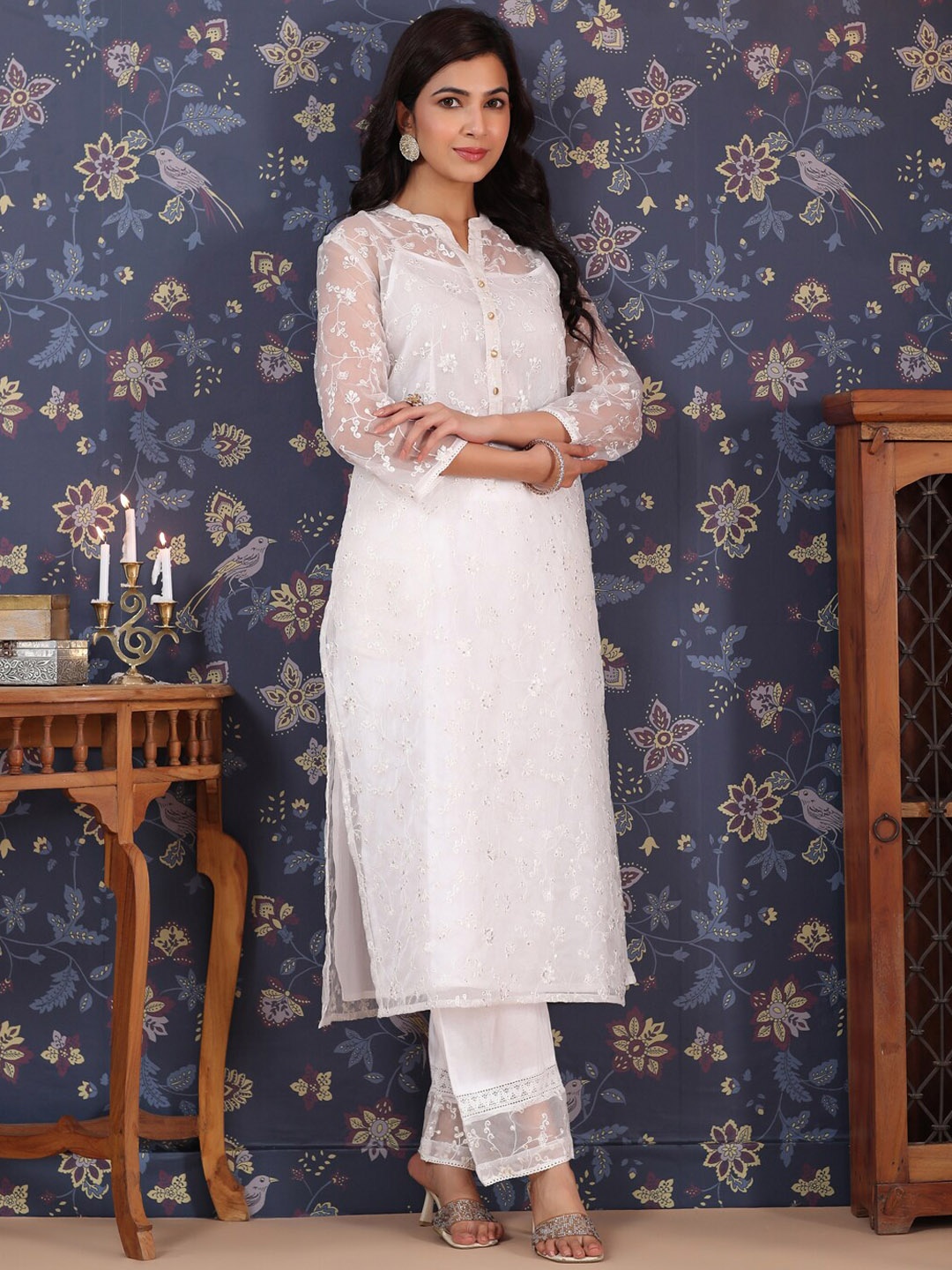 

House of Pataudi Ethnic Motif Embroidered Mandarin Collar Kurta With Palazzos & Slip, White