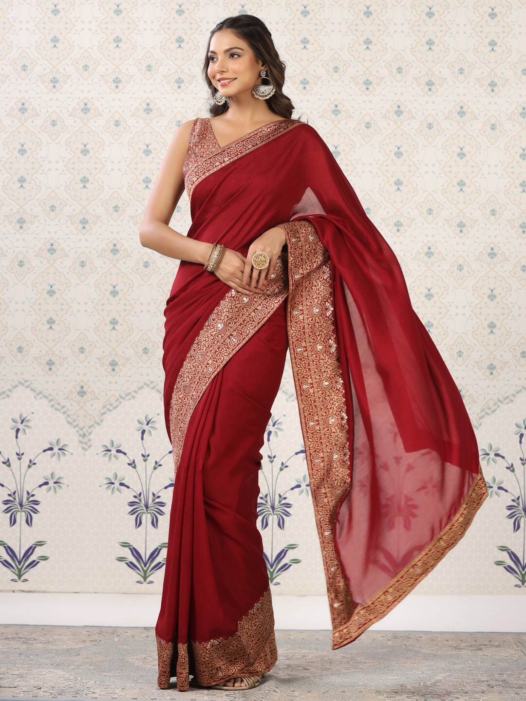 

Ode by House of Pataudi Maroon & Gold-Toned Zari Poly Silk Saree