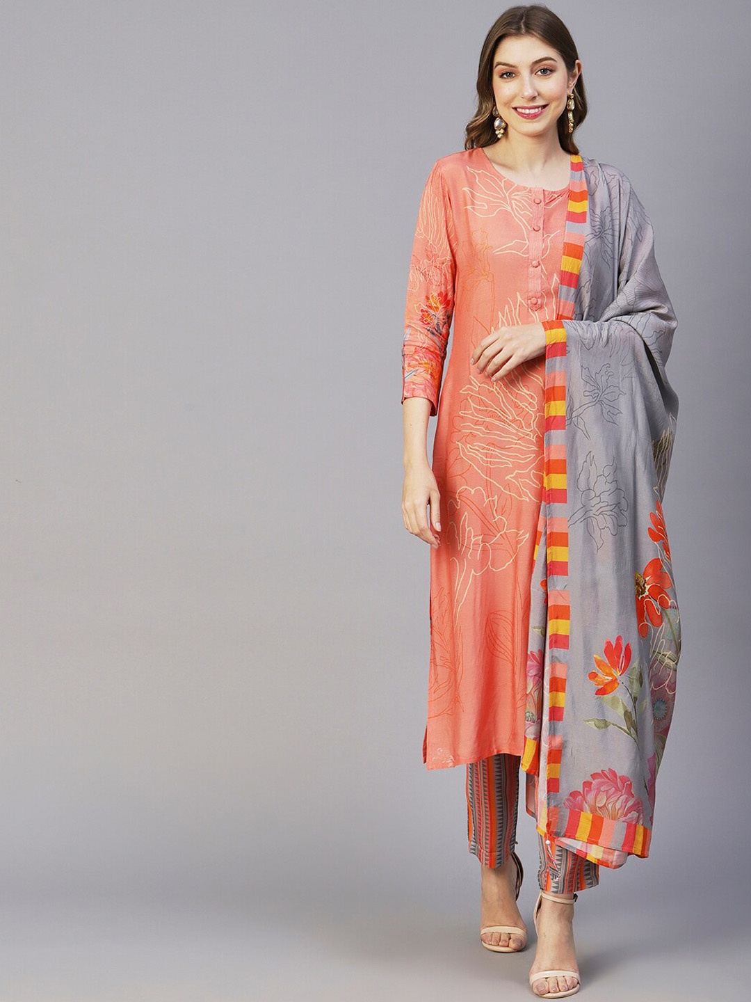 

FASHOR Peach-Coloured & Grey Floral Printed Kurta with Trousers & Dupatta