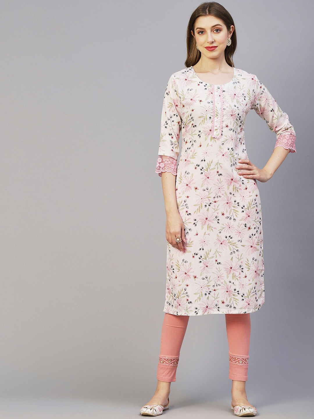 

FASHOR White & PInk Floral Printed Beads & Stones Straight Kurta