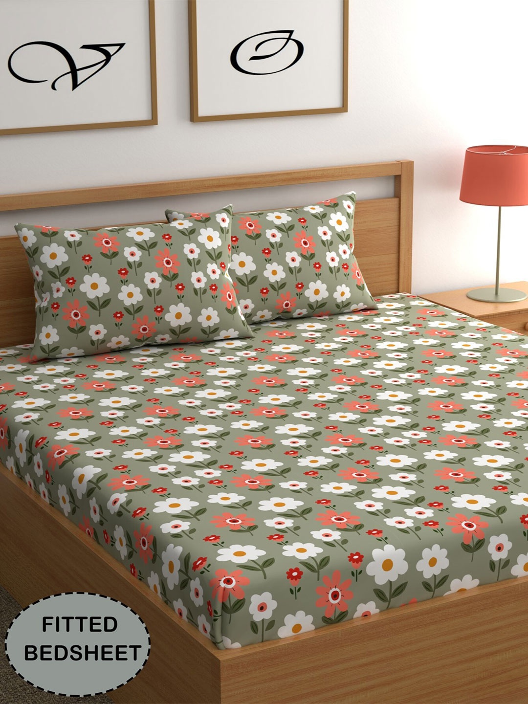 

CG HOMES Gold-Toned & White Floral 210 TC Fitted Queen Bedsheet With 2 Pillow Covers