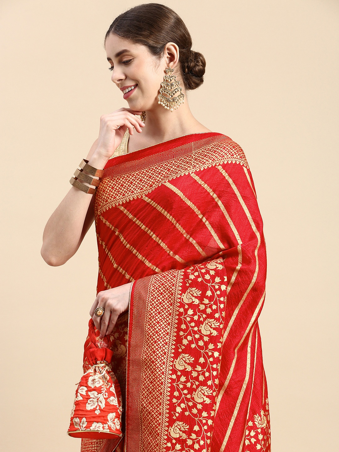 

Indian Women Striped Zari Silk Blend Saree, Red